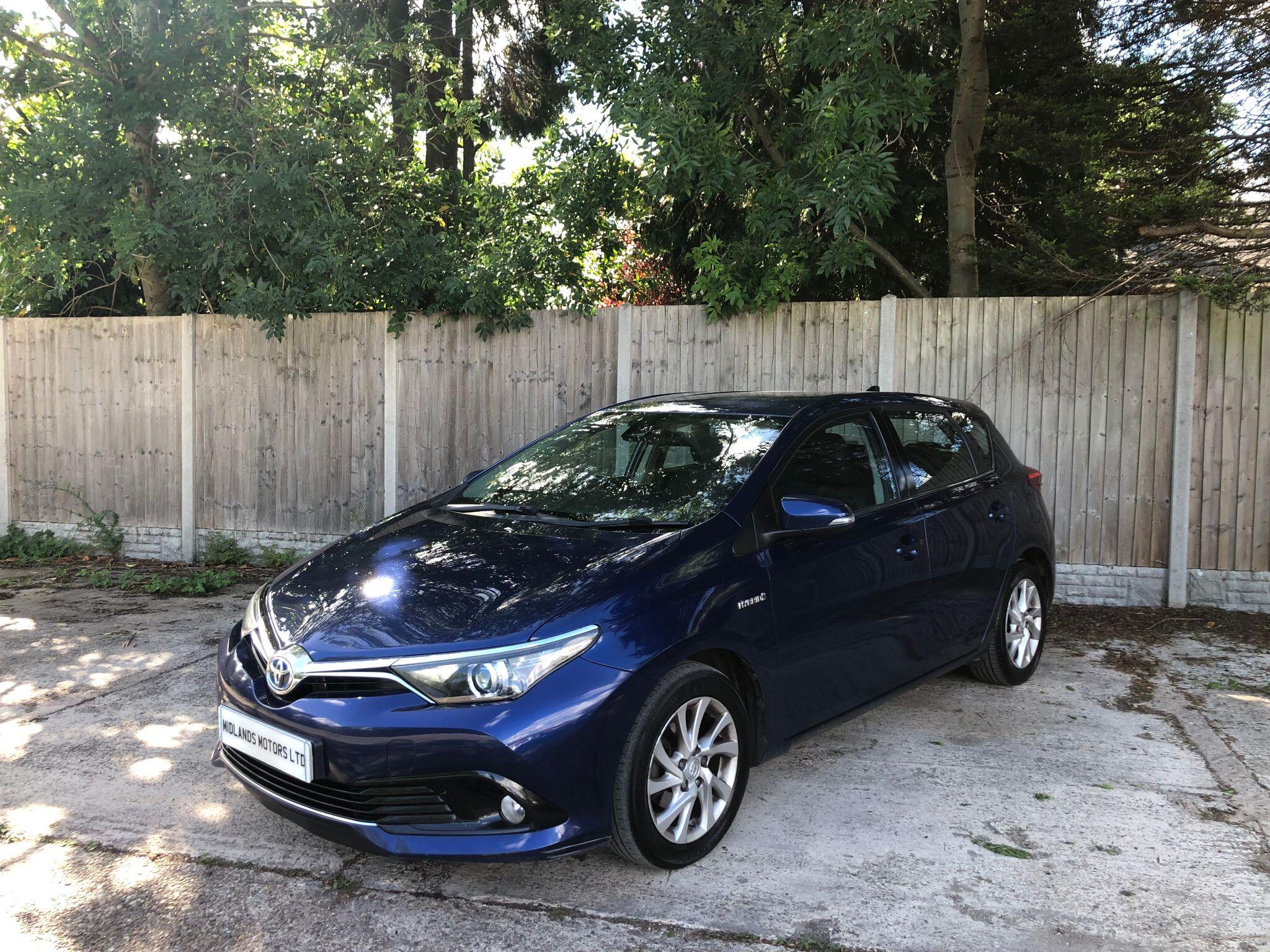 Toyota Auris view 6