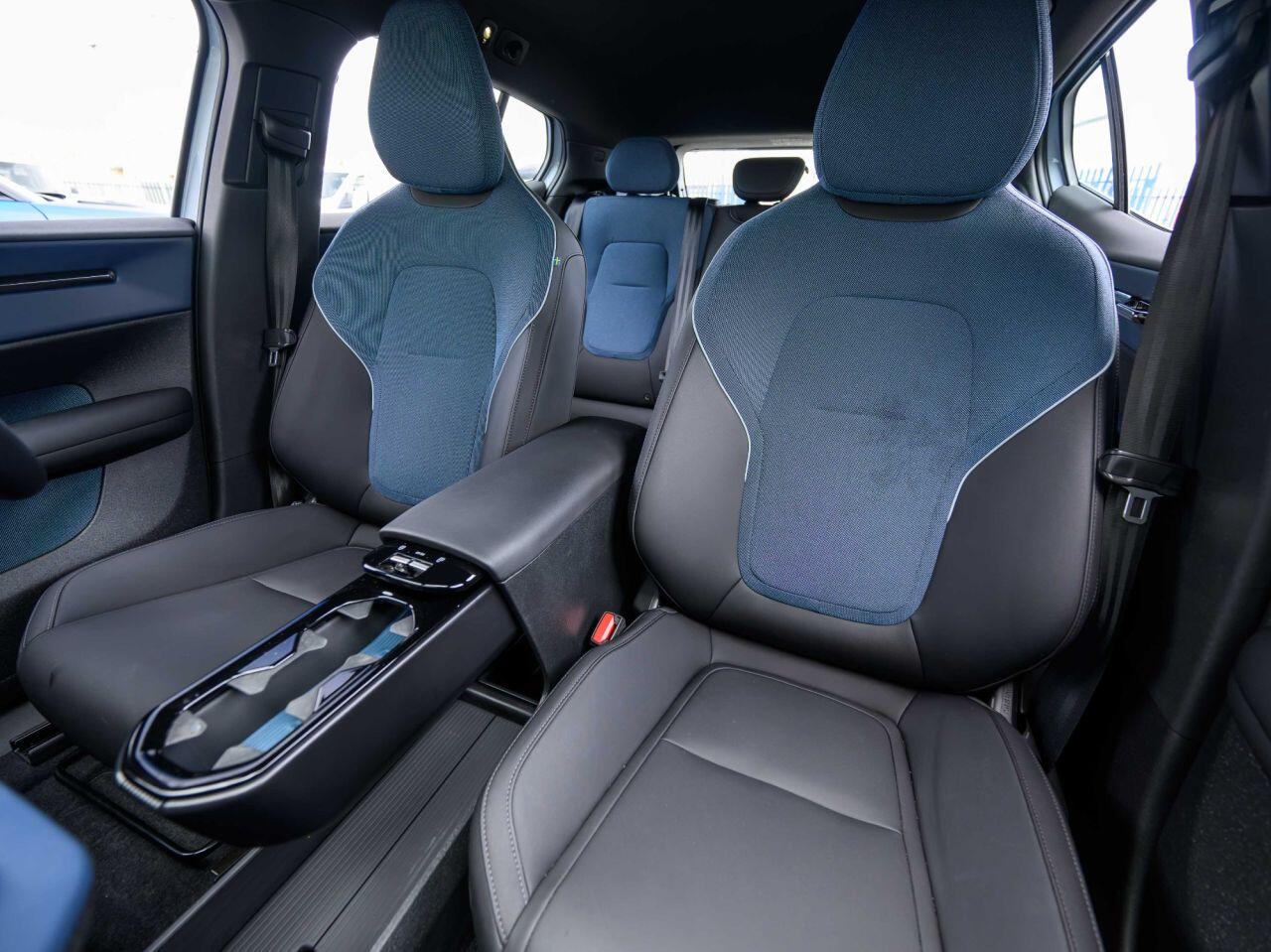 Volvo EX30 view 20