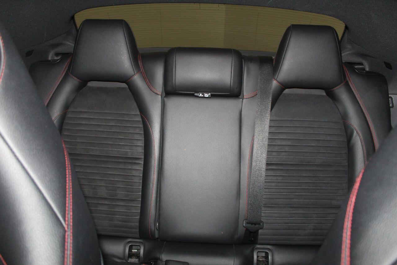 Mercedes-Benz Cla view 54