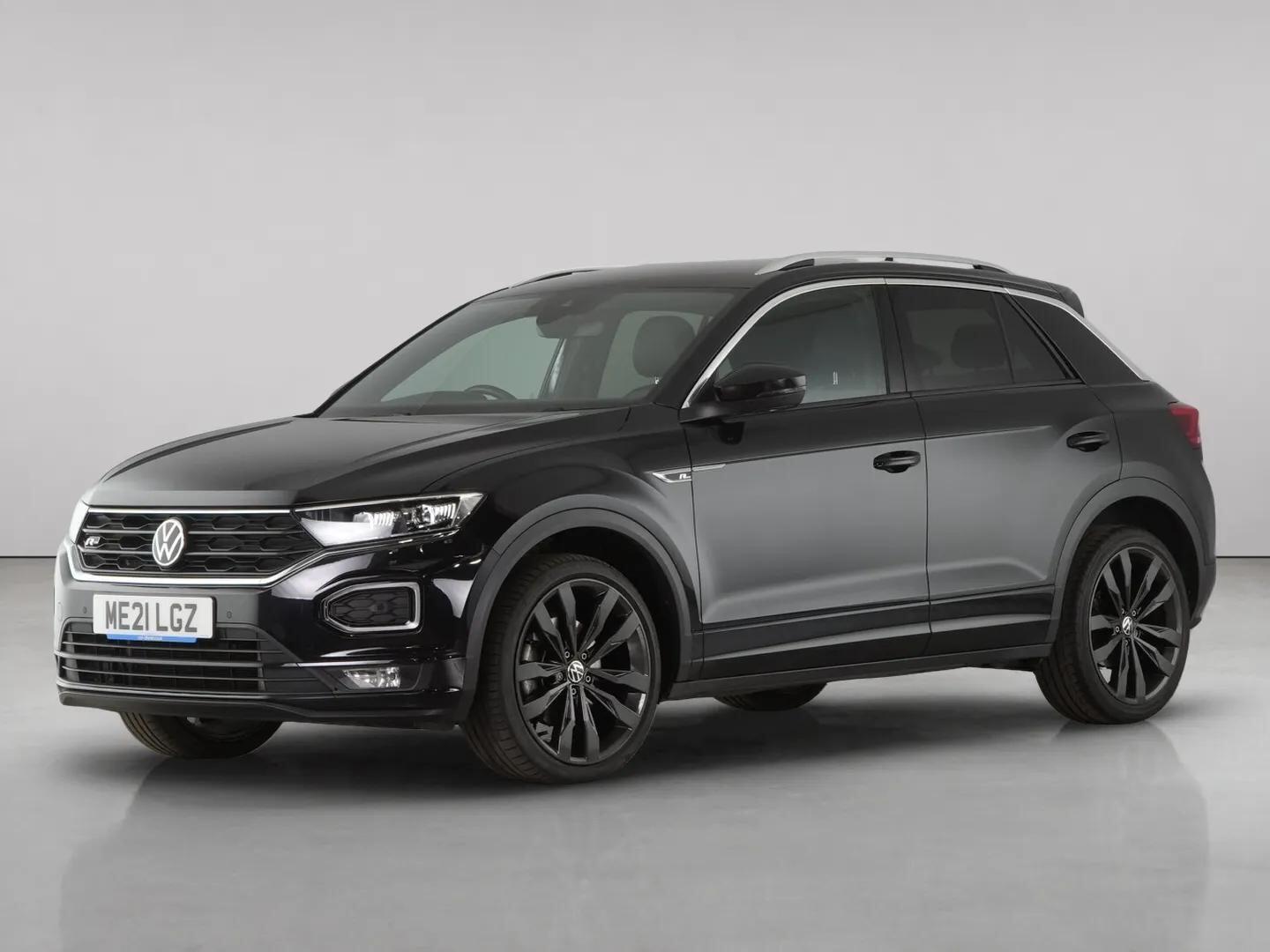 Volkswagen T-Roc view 2