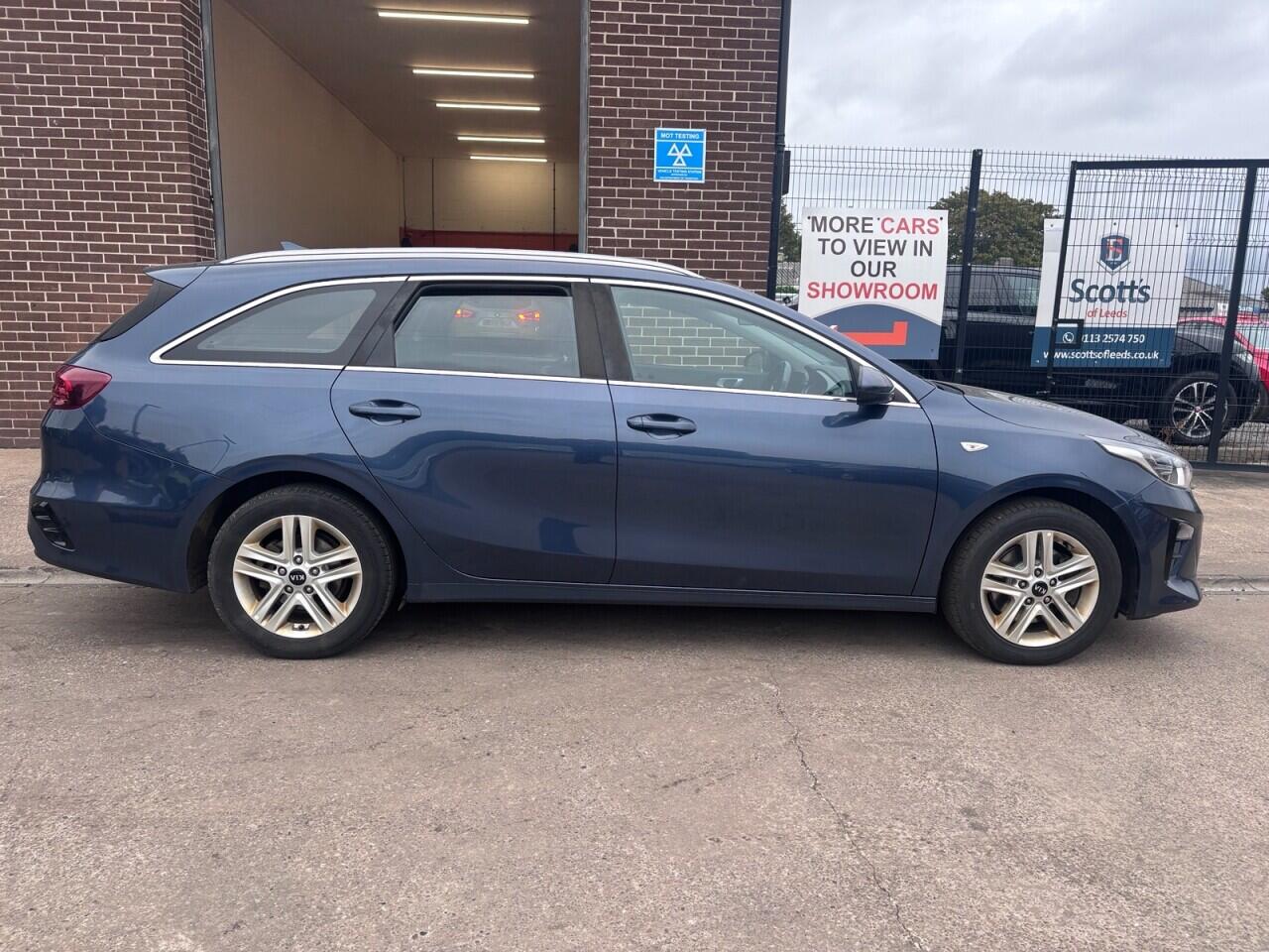 Kia Ceed view 8