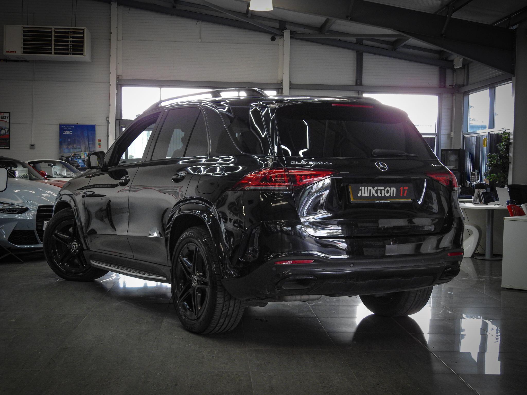 Mercedes-Benz Gle view 3