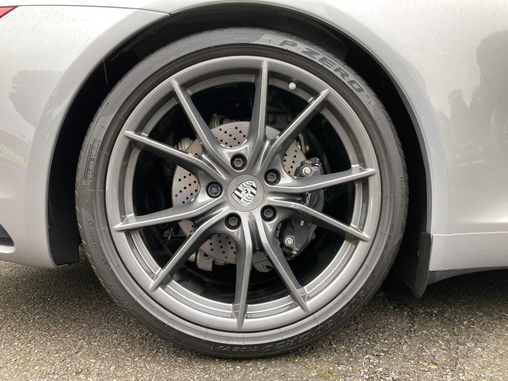 Porsche 911 view 52