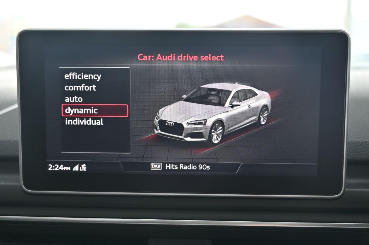 Audi S5 view 30