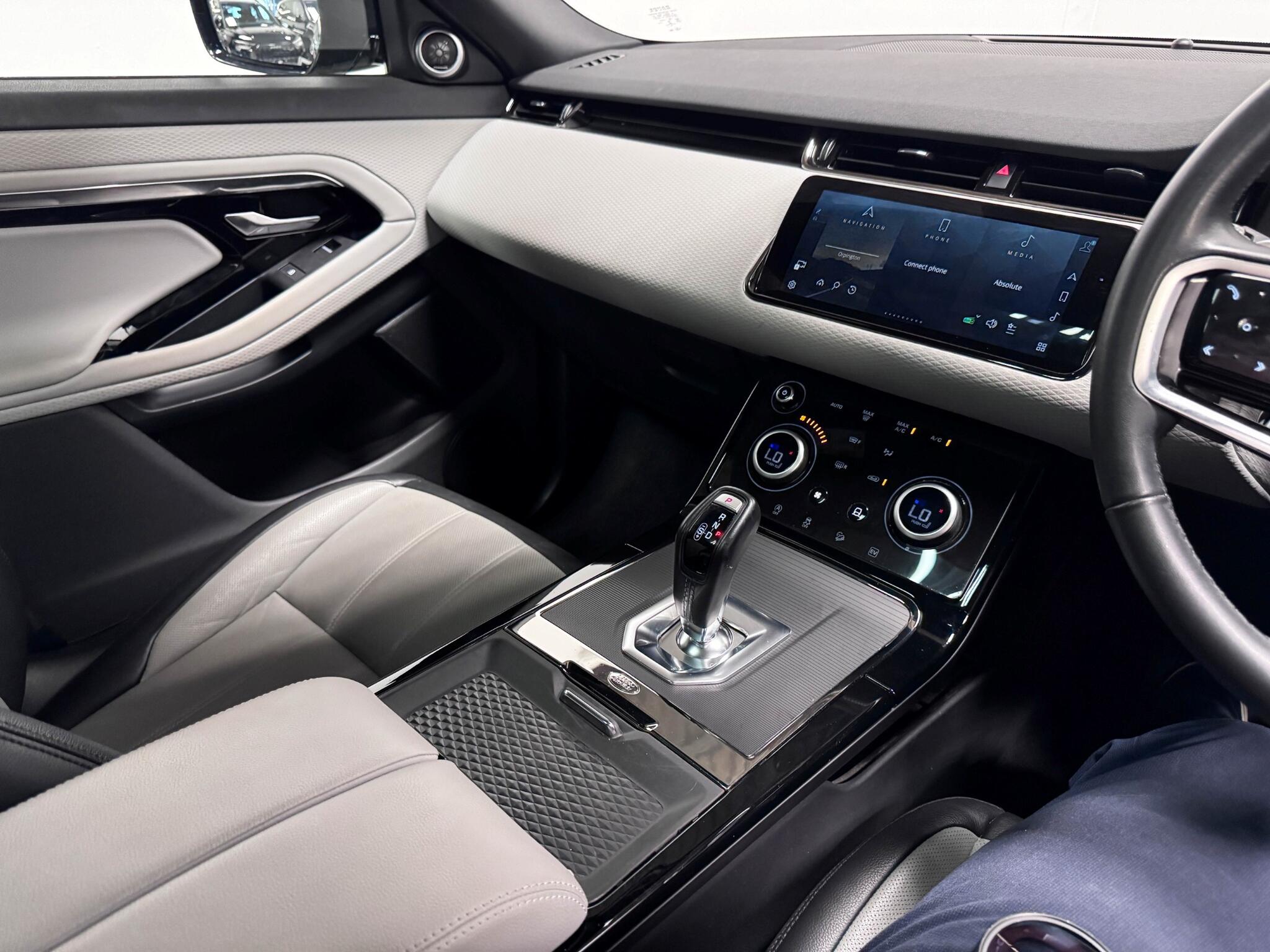 Land Rover Range Rover Evoque view 36
