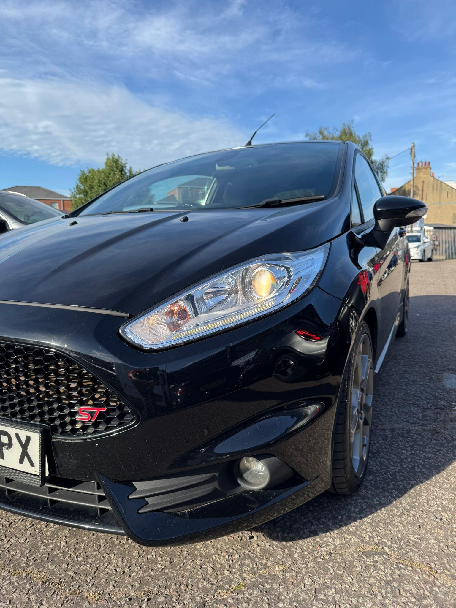 Ford Fiesta view 17