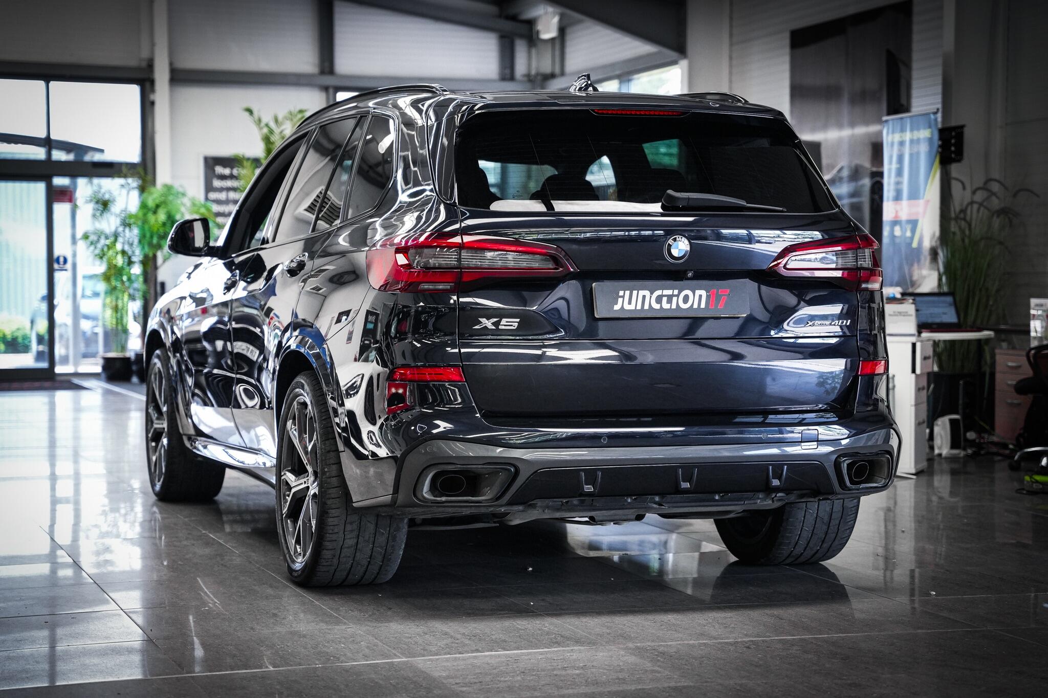 BMW X5 view 13