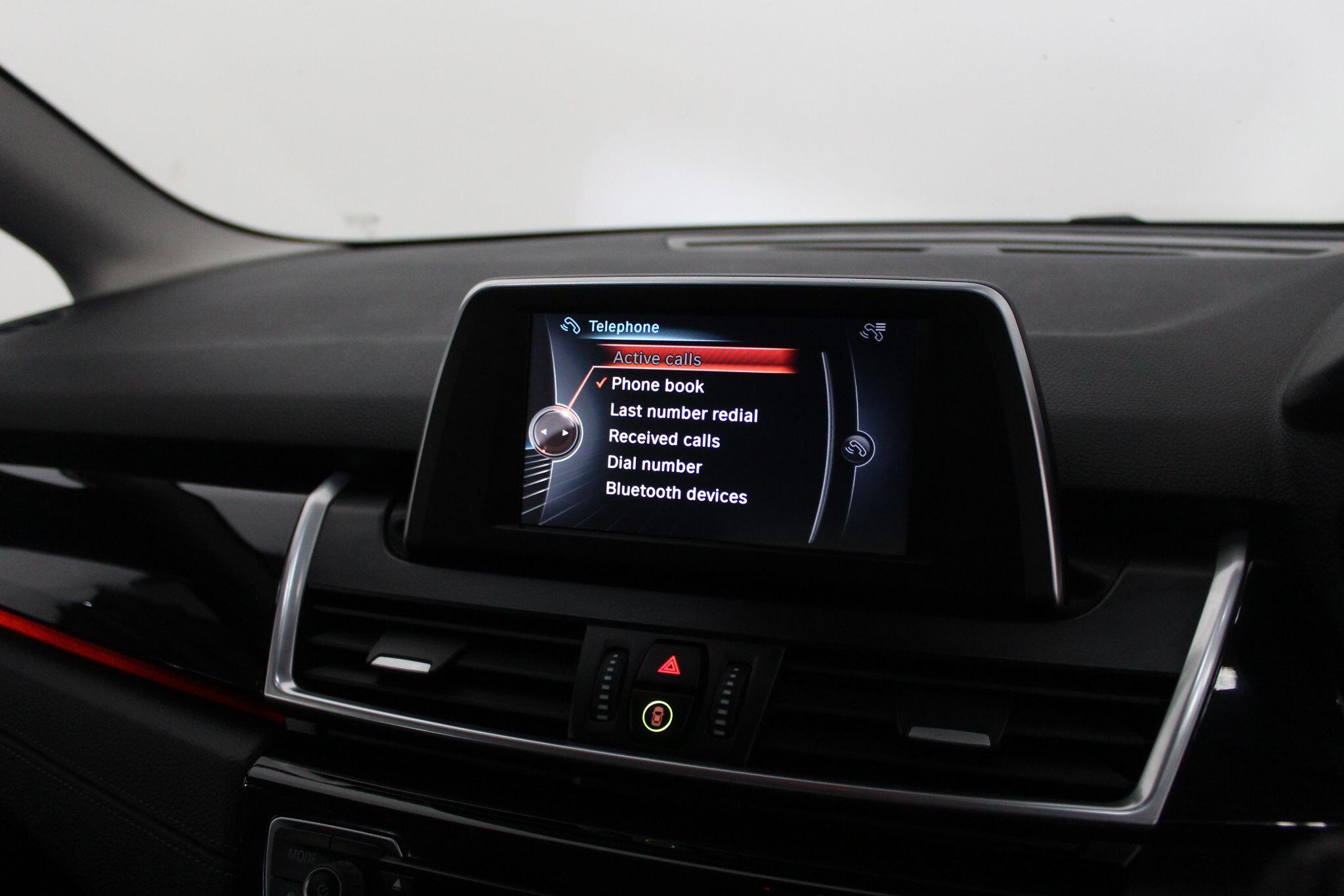 BMW 2 Series view 36