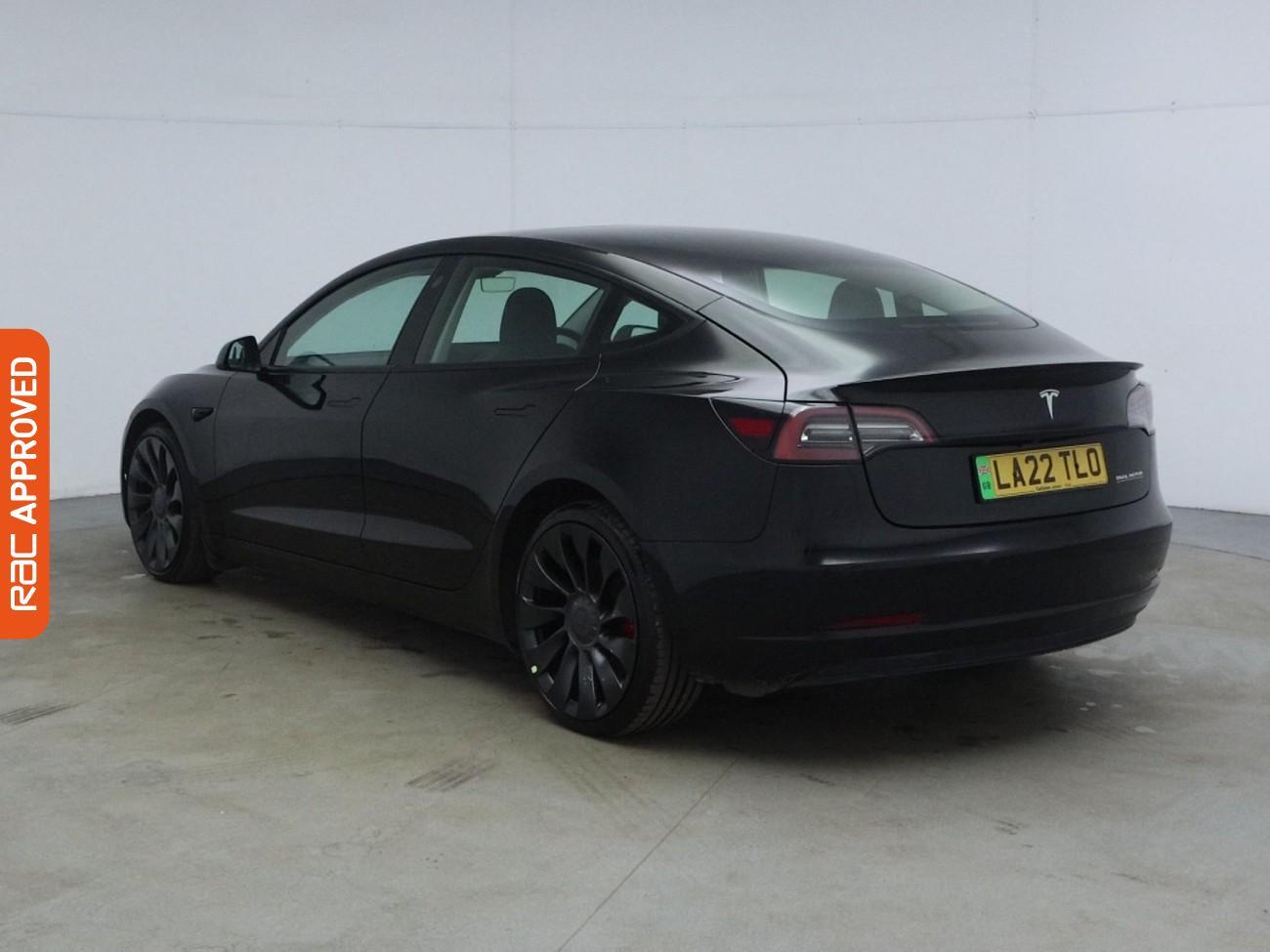 Tesla Model 3 view 5
