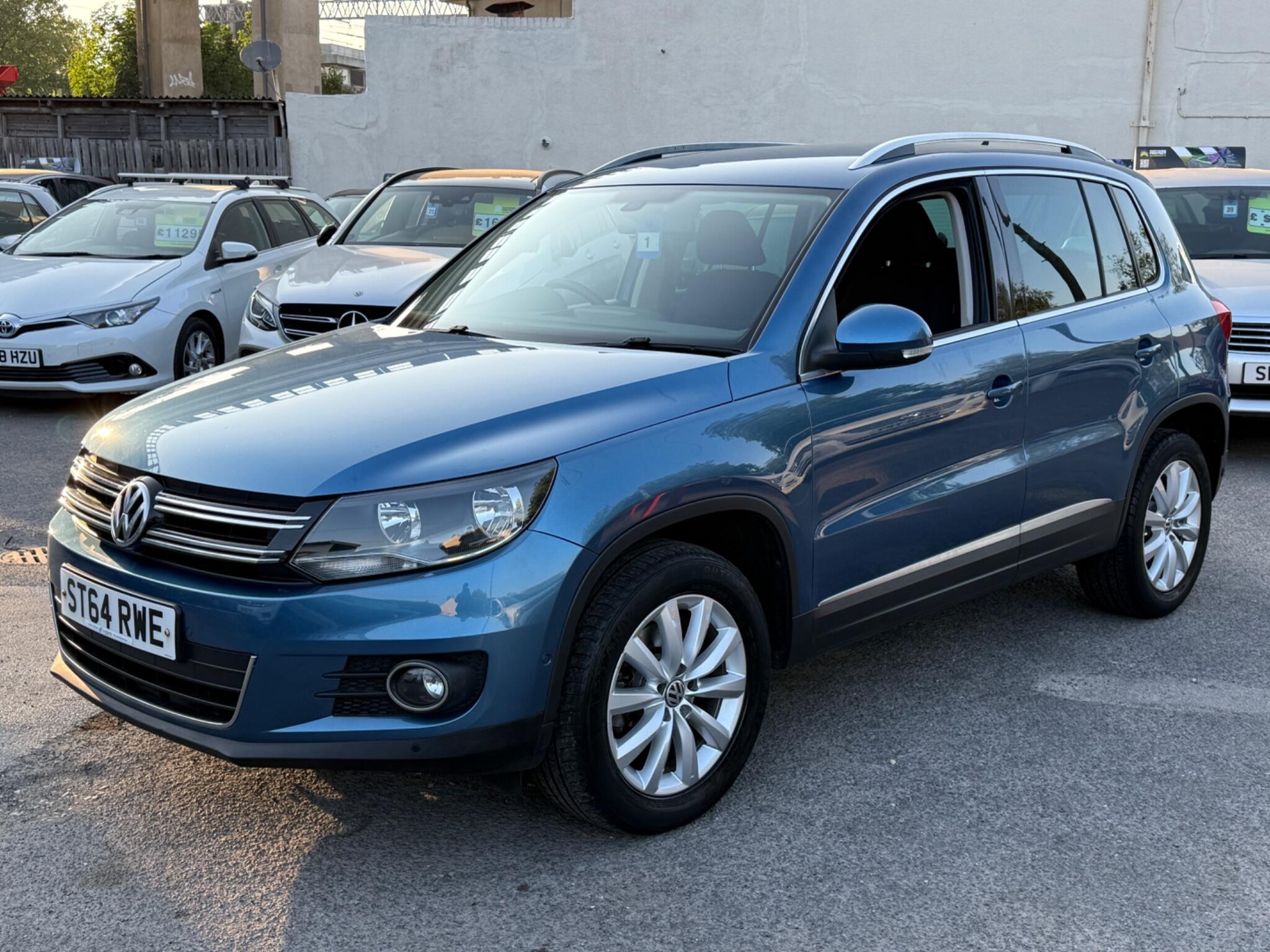 Volkswagen Tiguan - Image 8