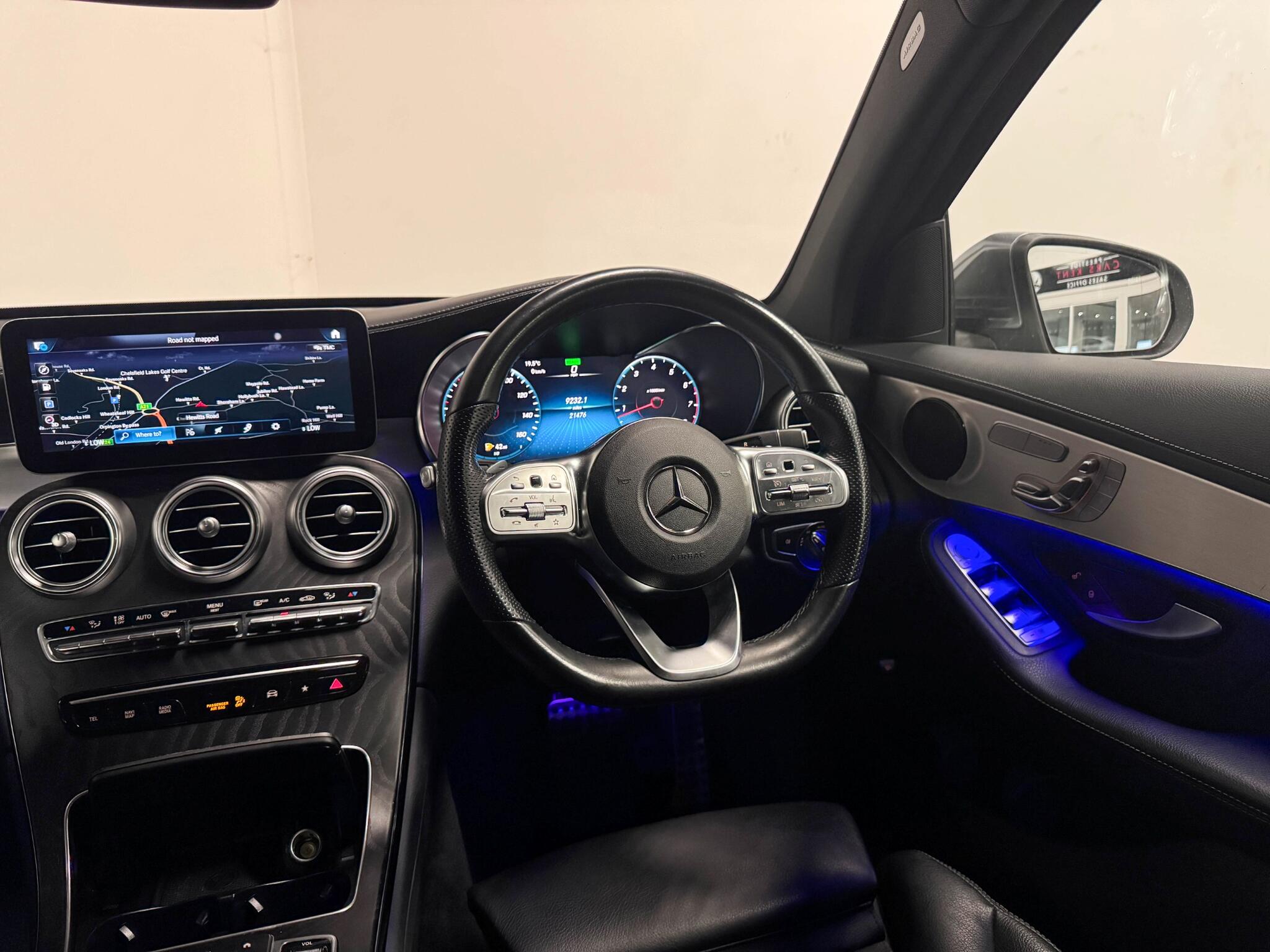 Mercedes-Benz GLC view 27