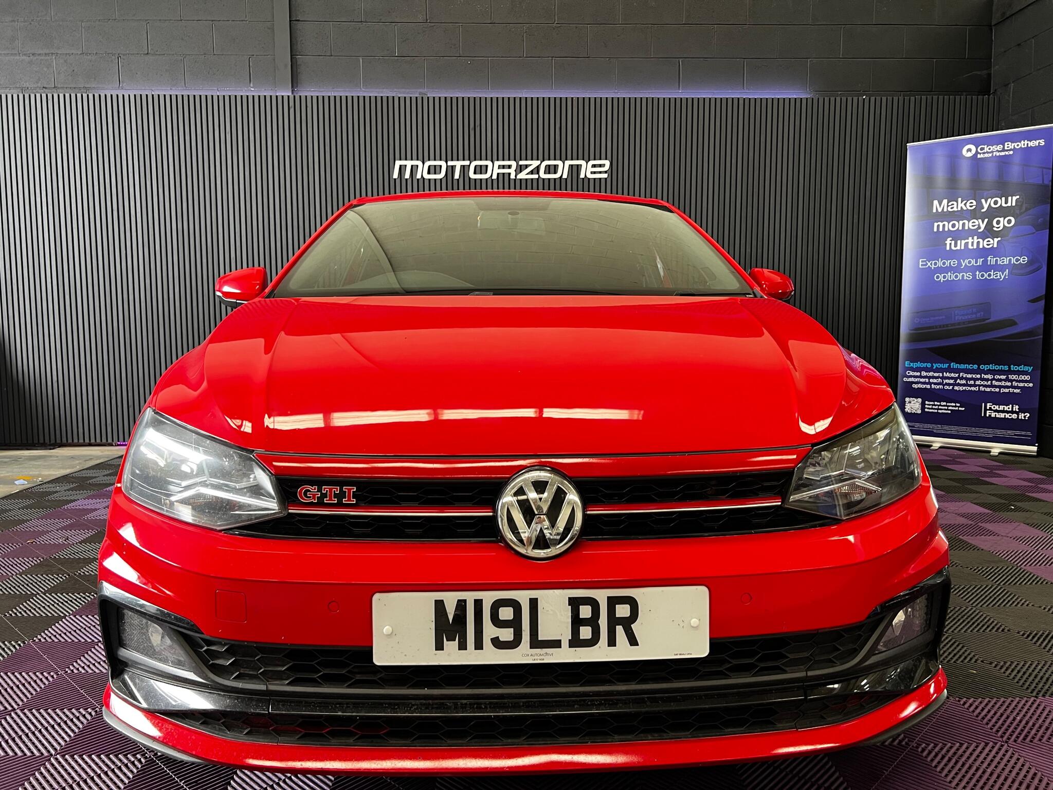 Volkswagen Polo view 5