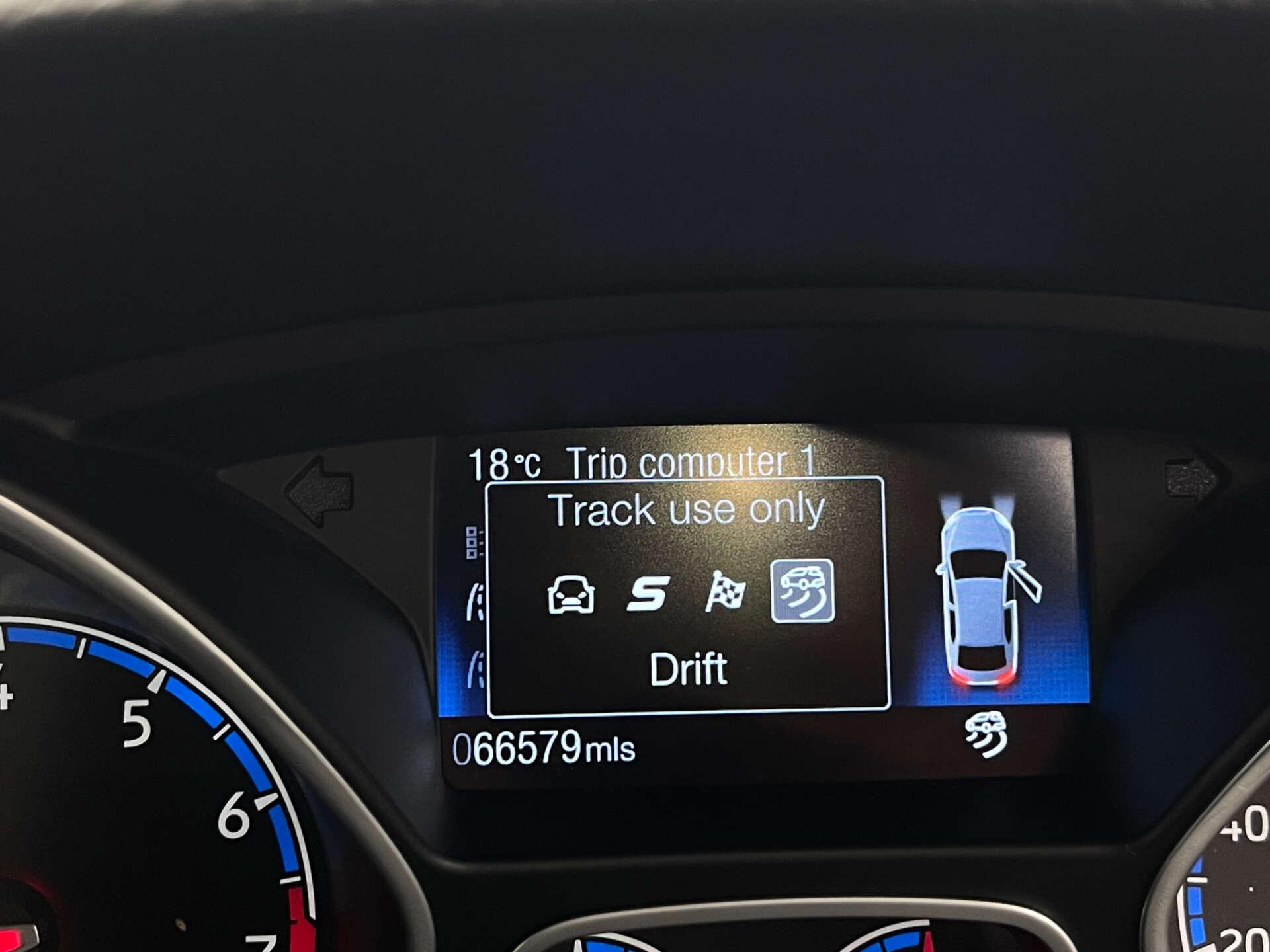 Ford Focus view 19