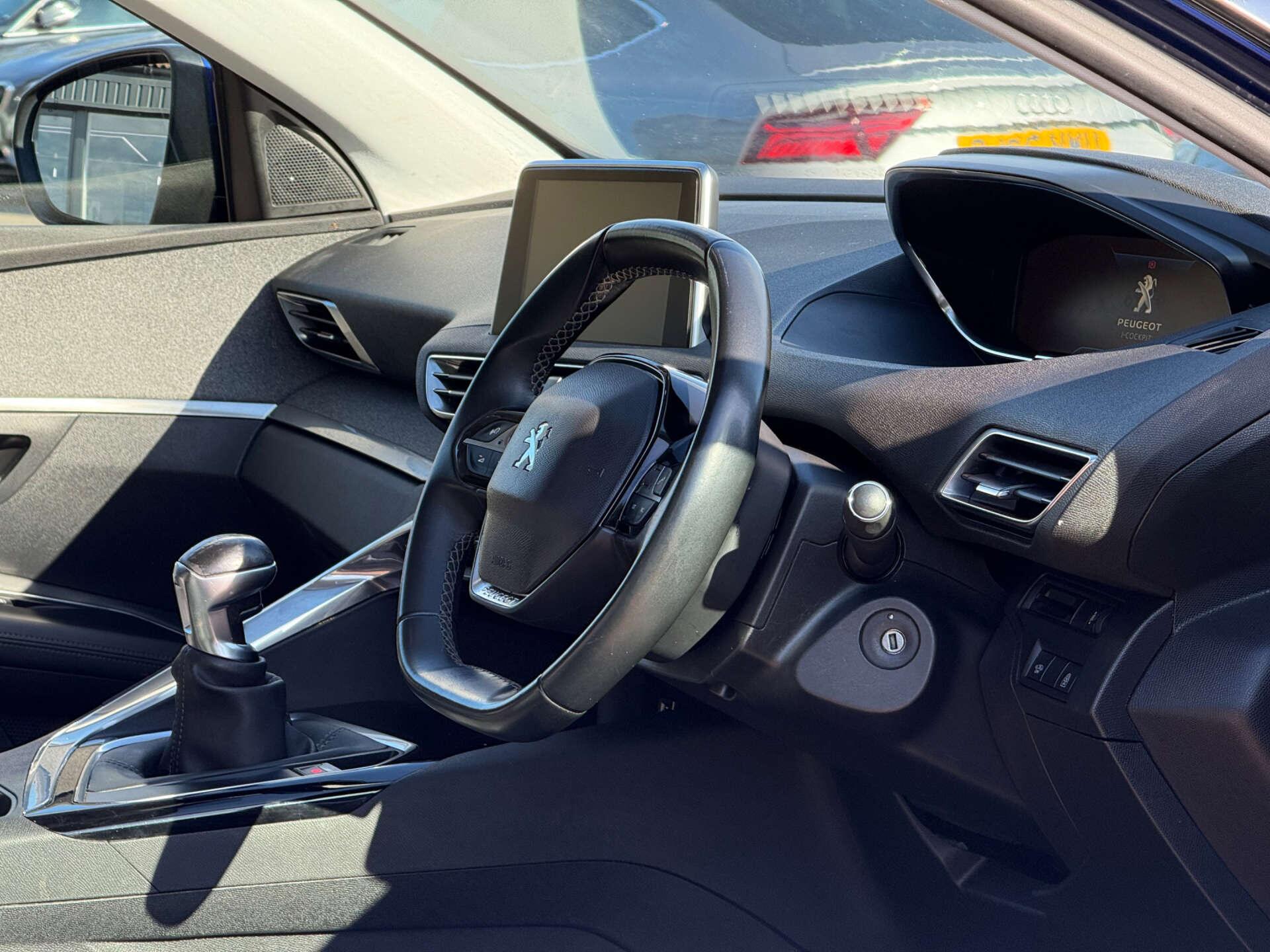 Peugeot 3008 view 39