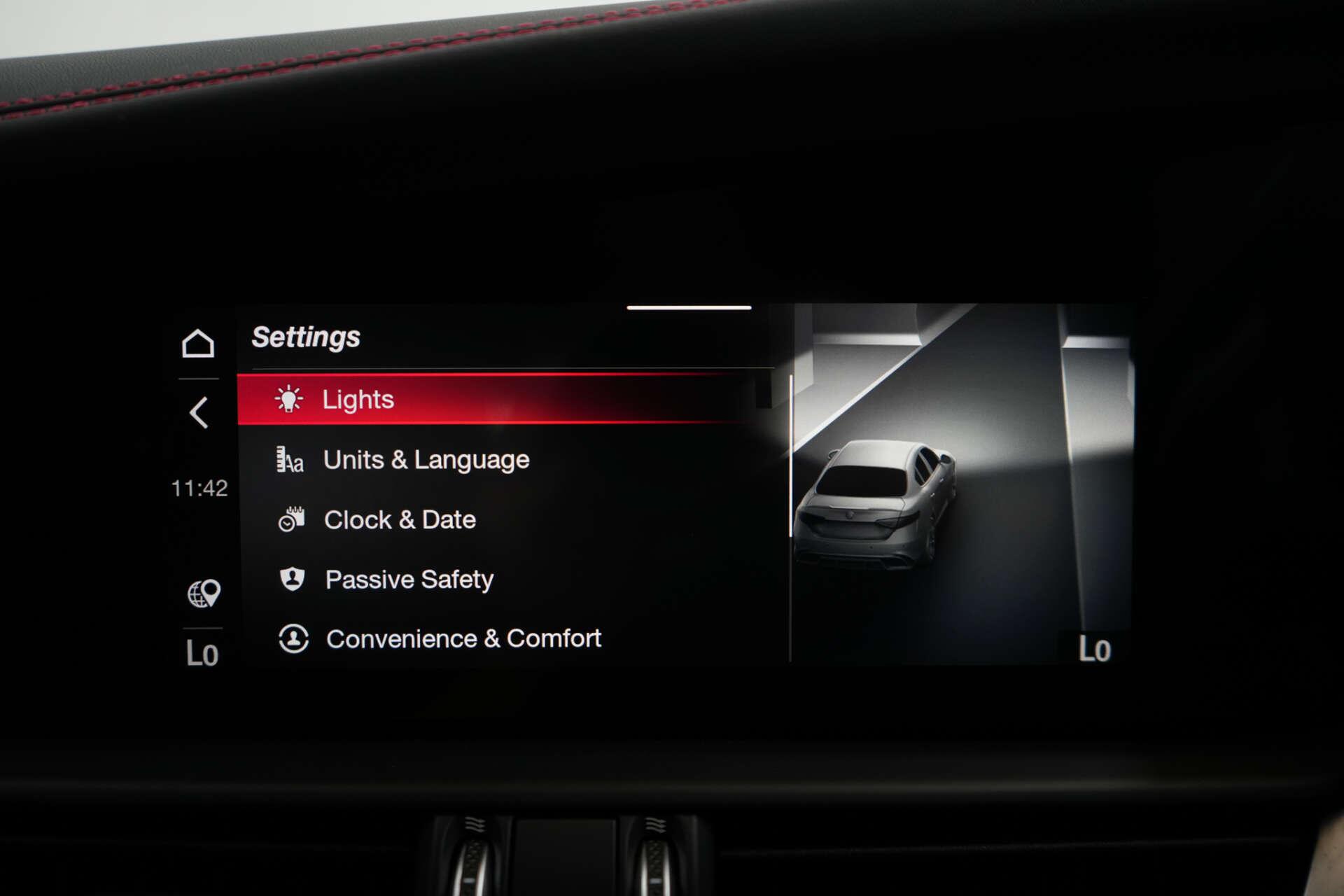 Alfa Romeo Giulia view 41