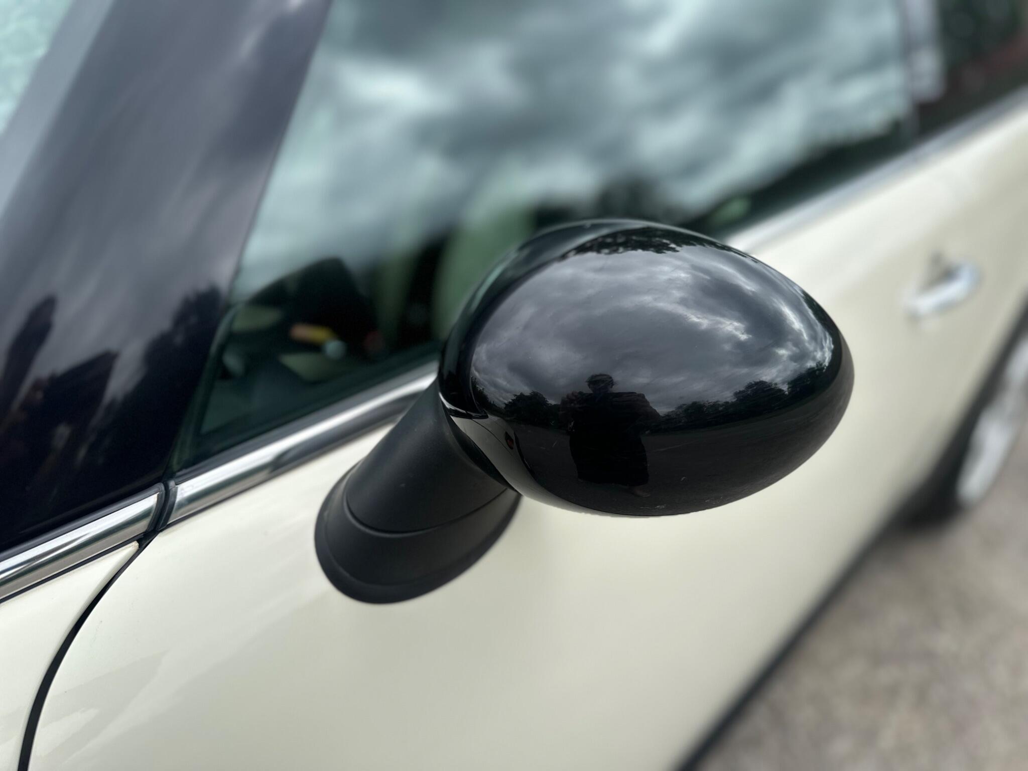 Mini Hatch view 44