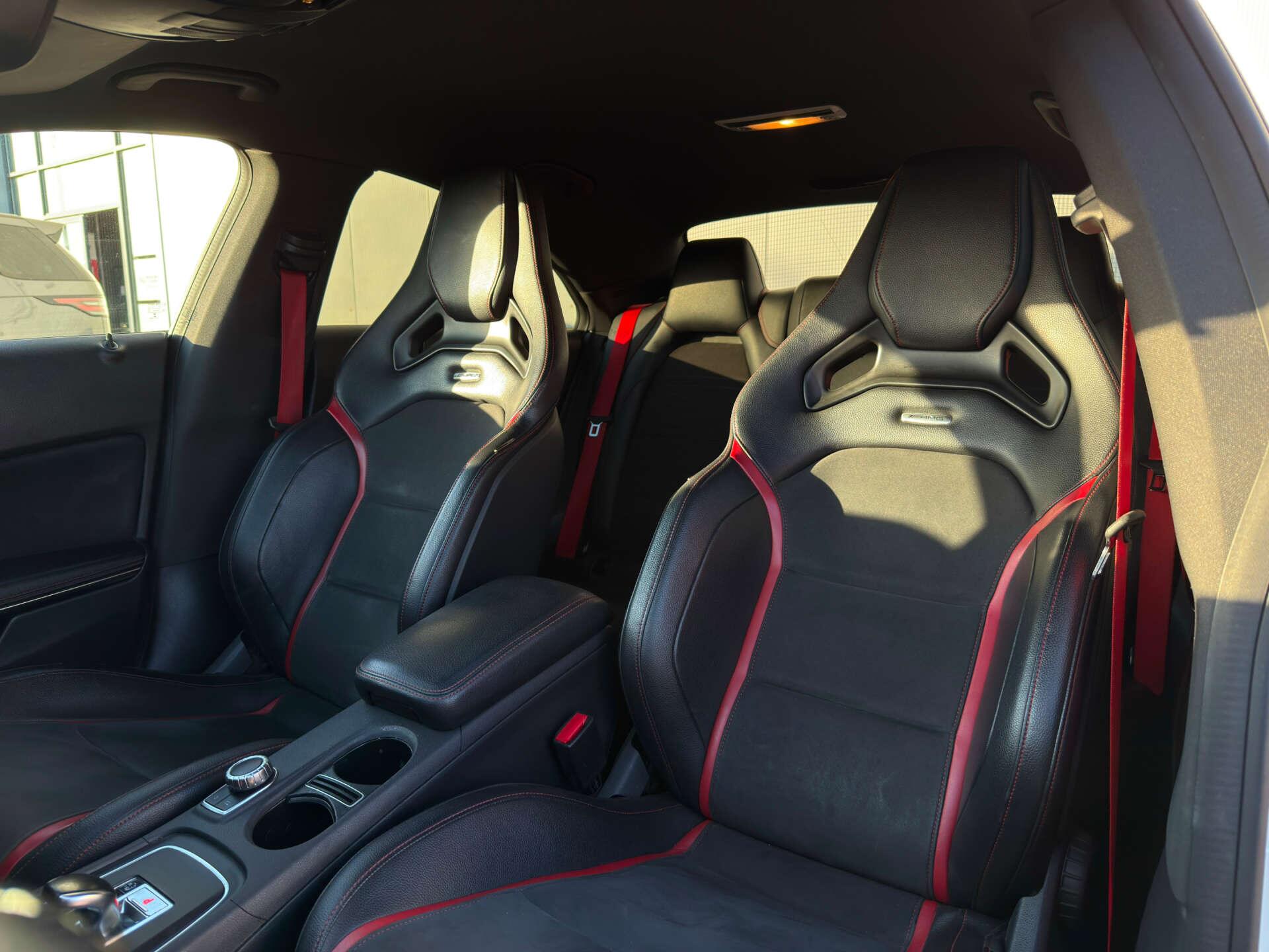 Mercedes-Benz Cla view 50