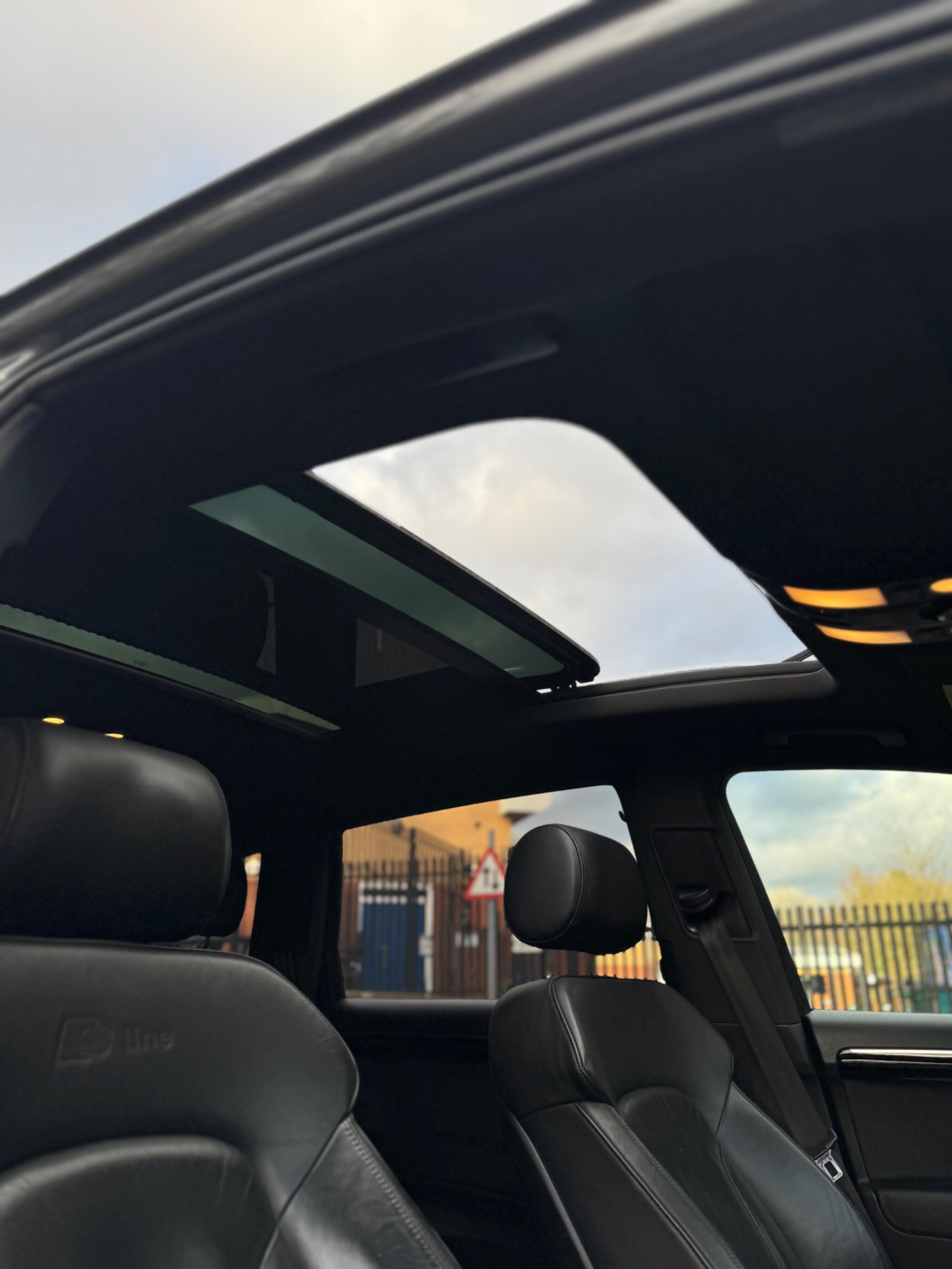 2014 Audi Q7 3.0 TDI V6 S line Sport Edition Tiptronic quattro Euro 5 (s/s) 5dr image 16