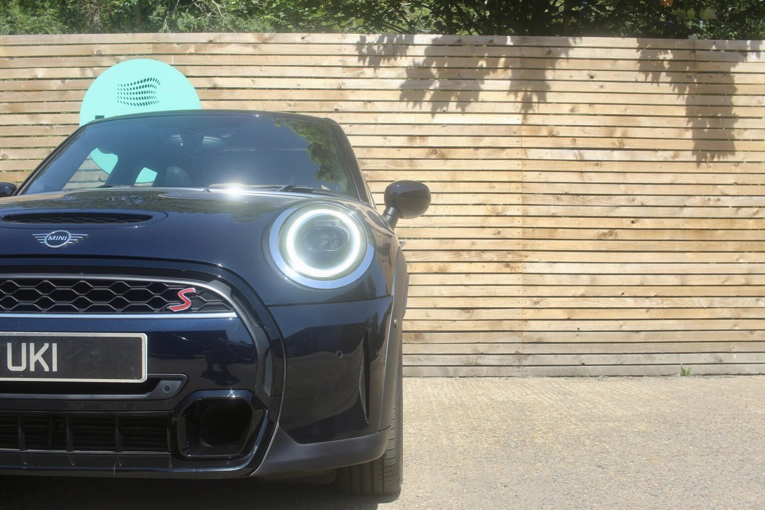 Mini Hatch view 36