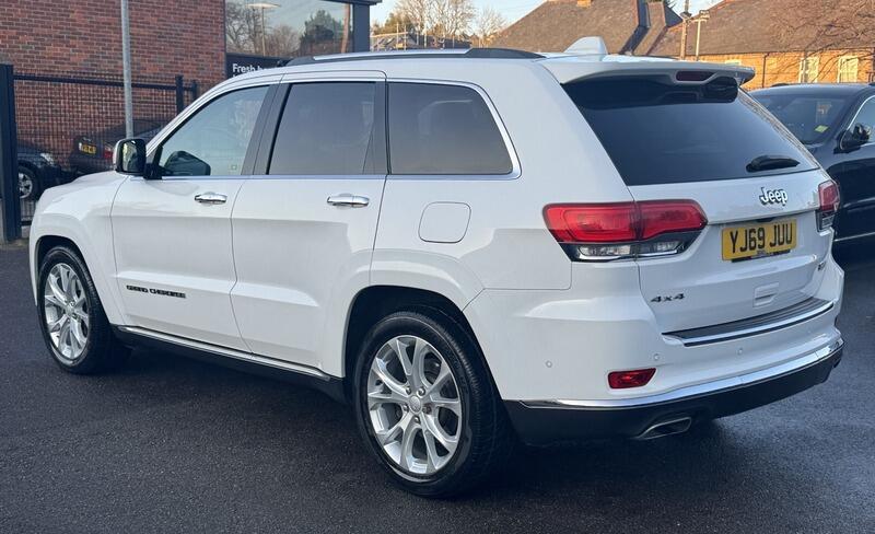 2019 Jeep Grand Cherokee 3.0 V6 MultiJetII Summit Auto 4WD Euro 6 (s/s) 5dr • 45,000 miles image 5