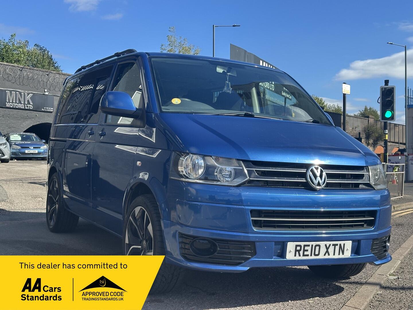 2010 Volkswagen Transporter in Blue for sale