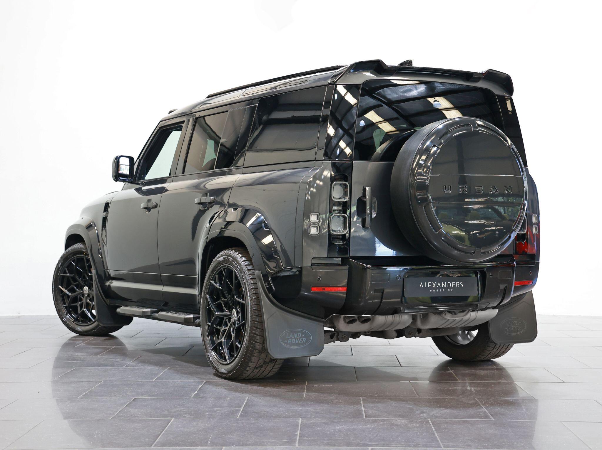 Land Rover Defender view 9