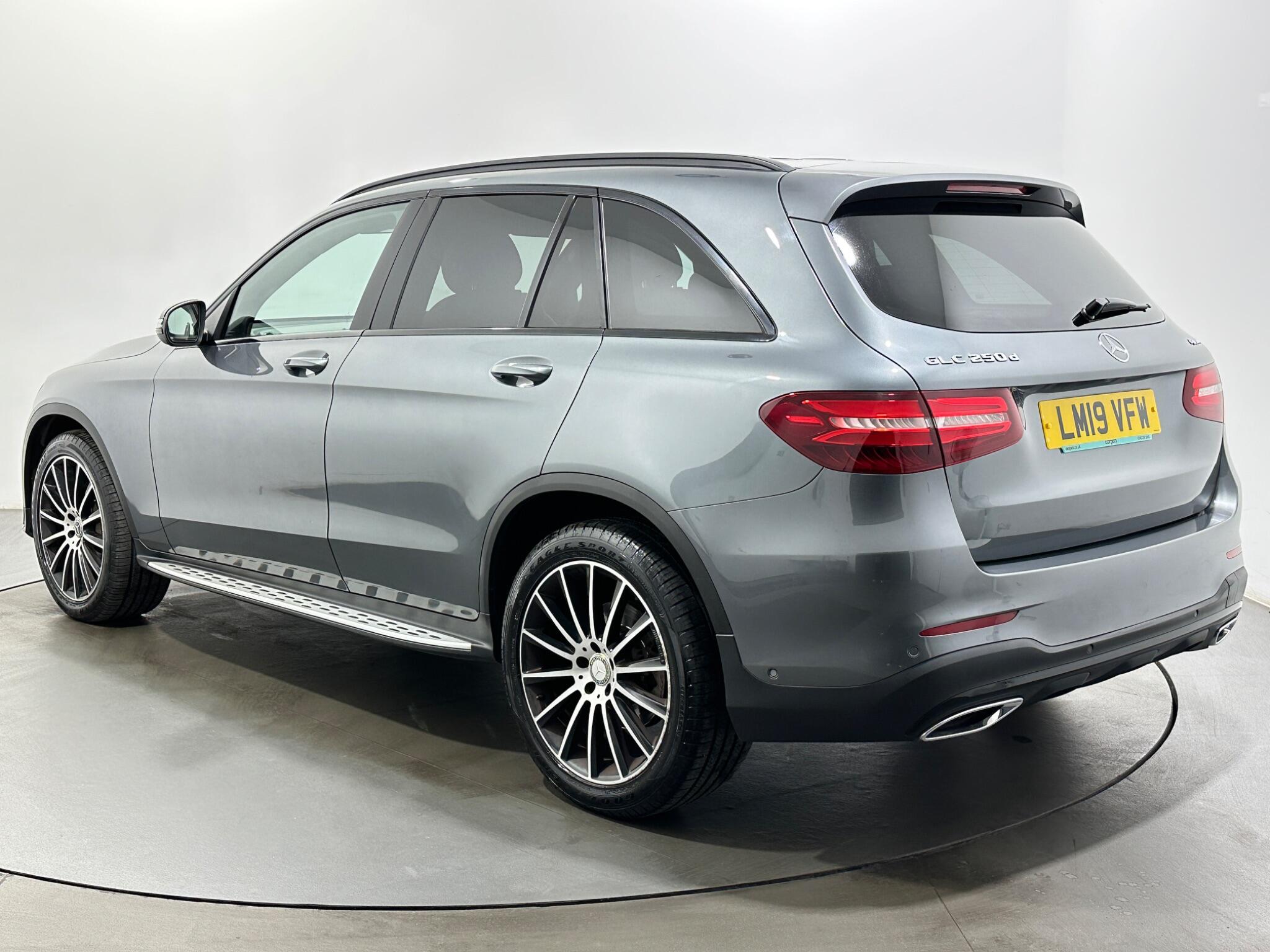 Mercedes-Benz GLC view 6