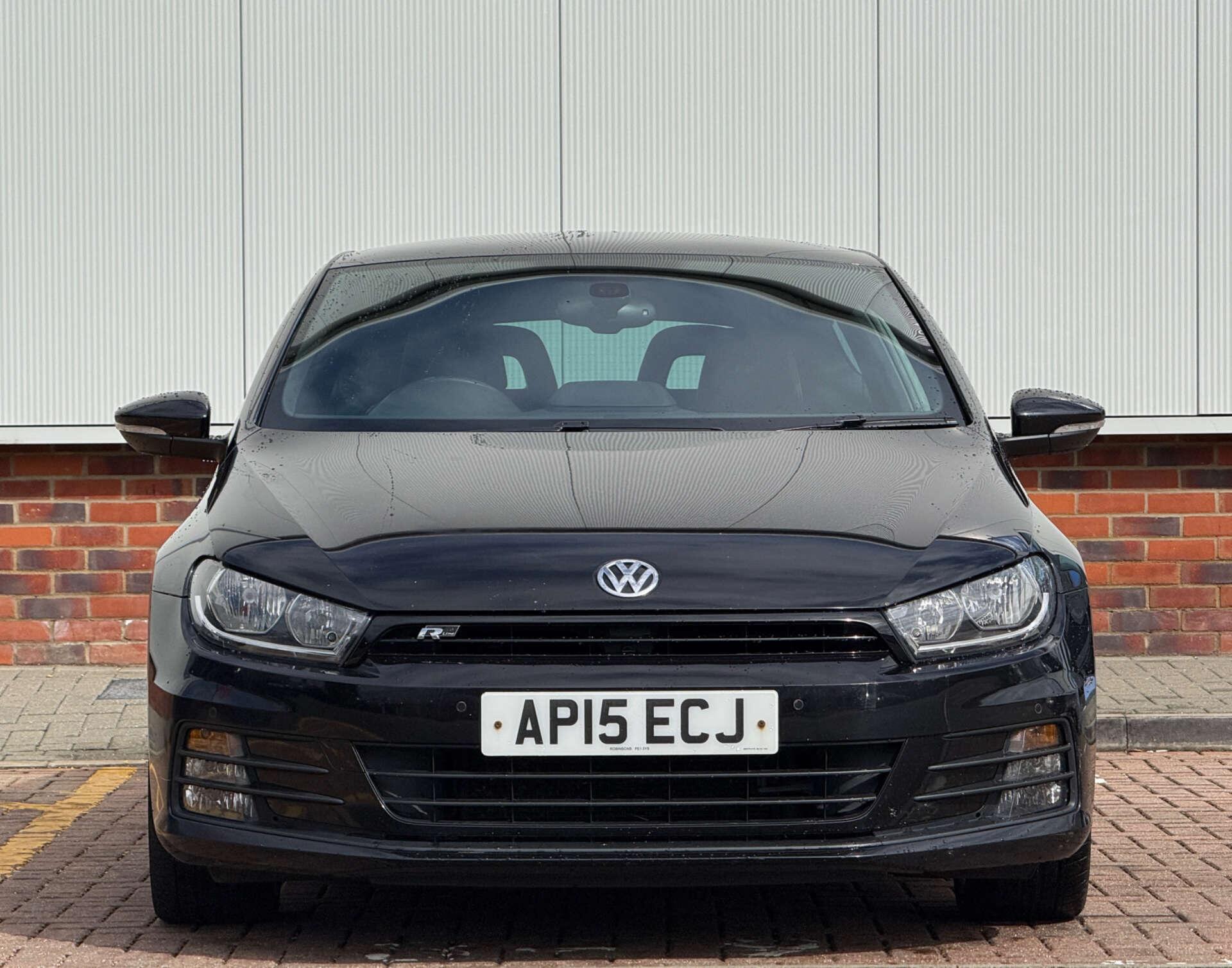 Volkswagen Scirocco view 2