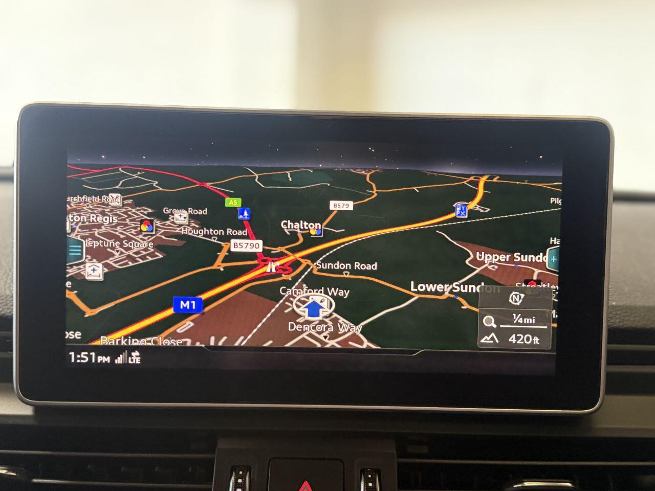 Audi Q5 view 43