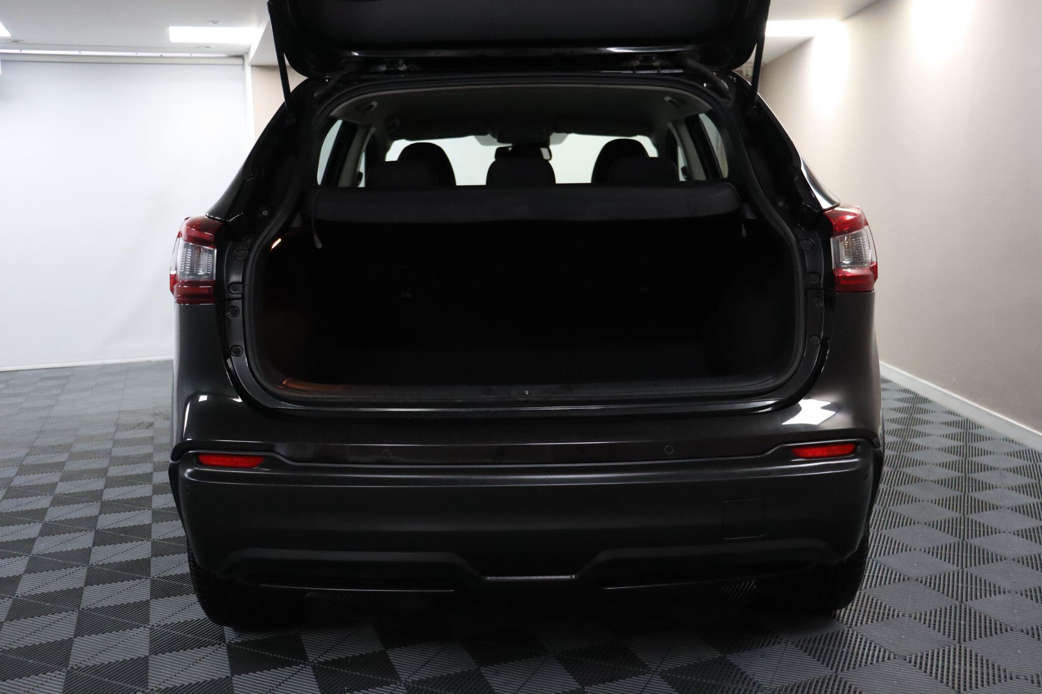 Nissan Qashqai view 14