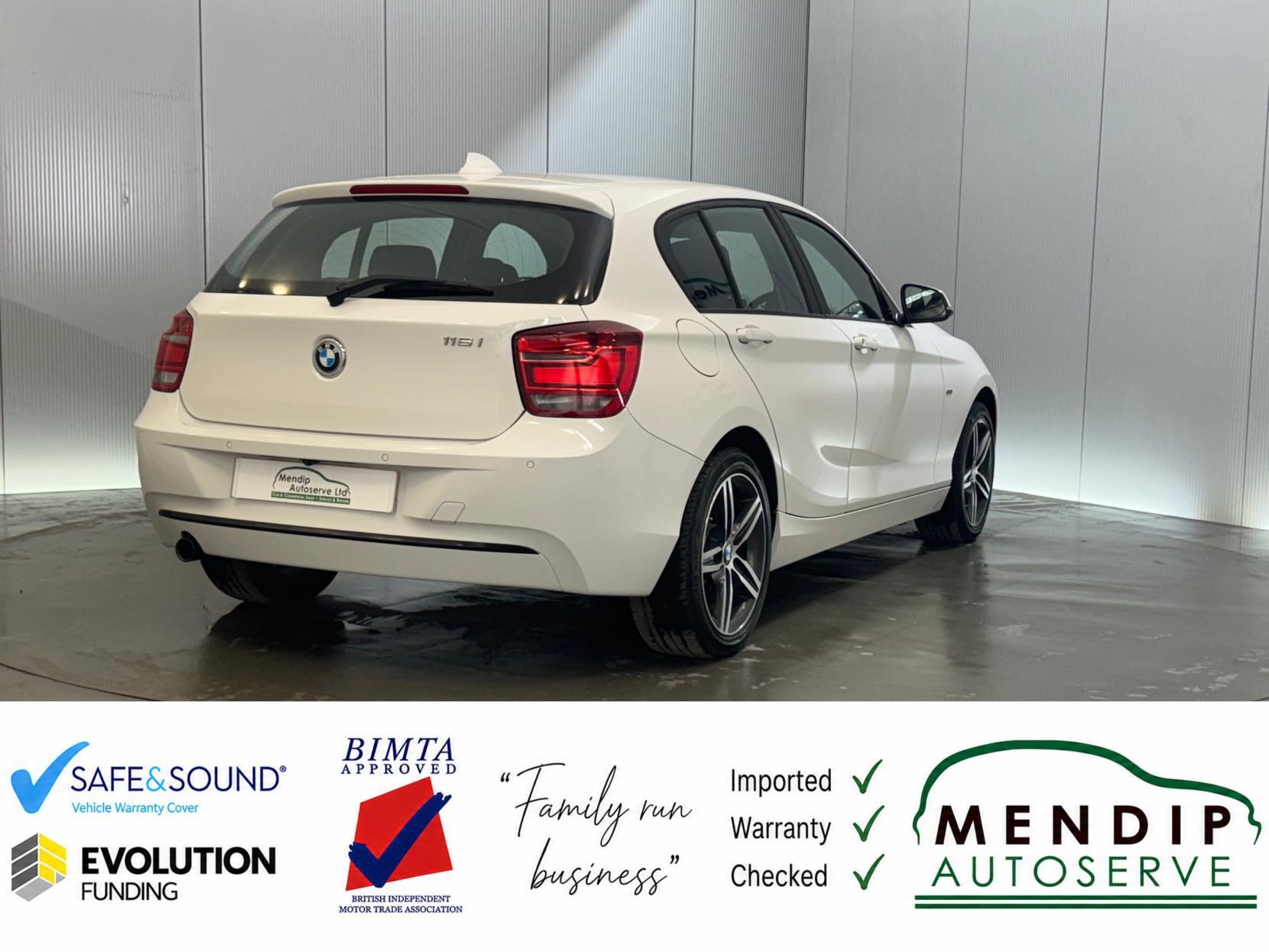 BMW 1 Series view 19