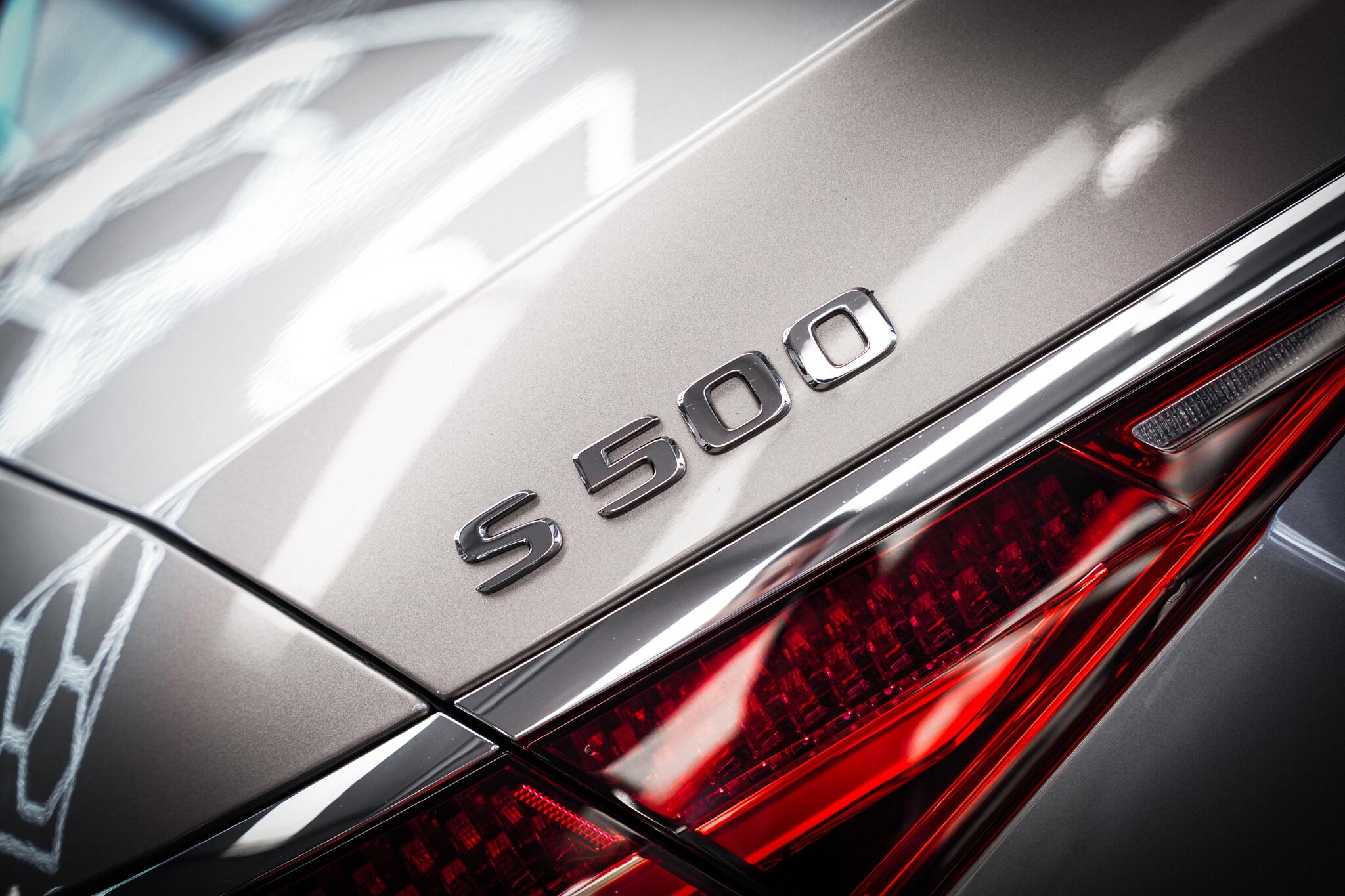 Mercedes-Benz S-Class view 36