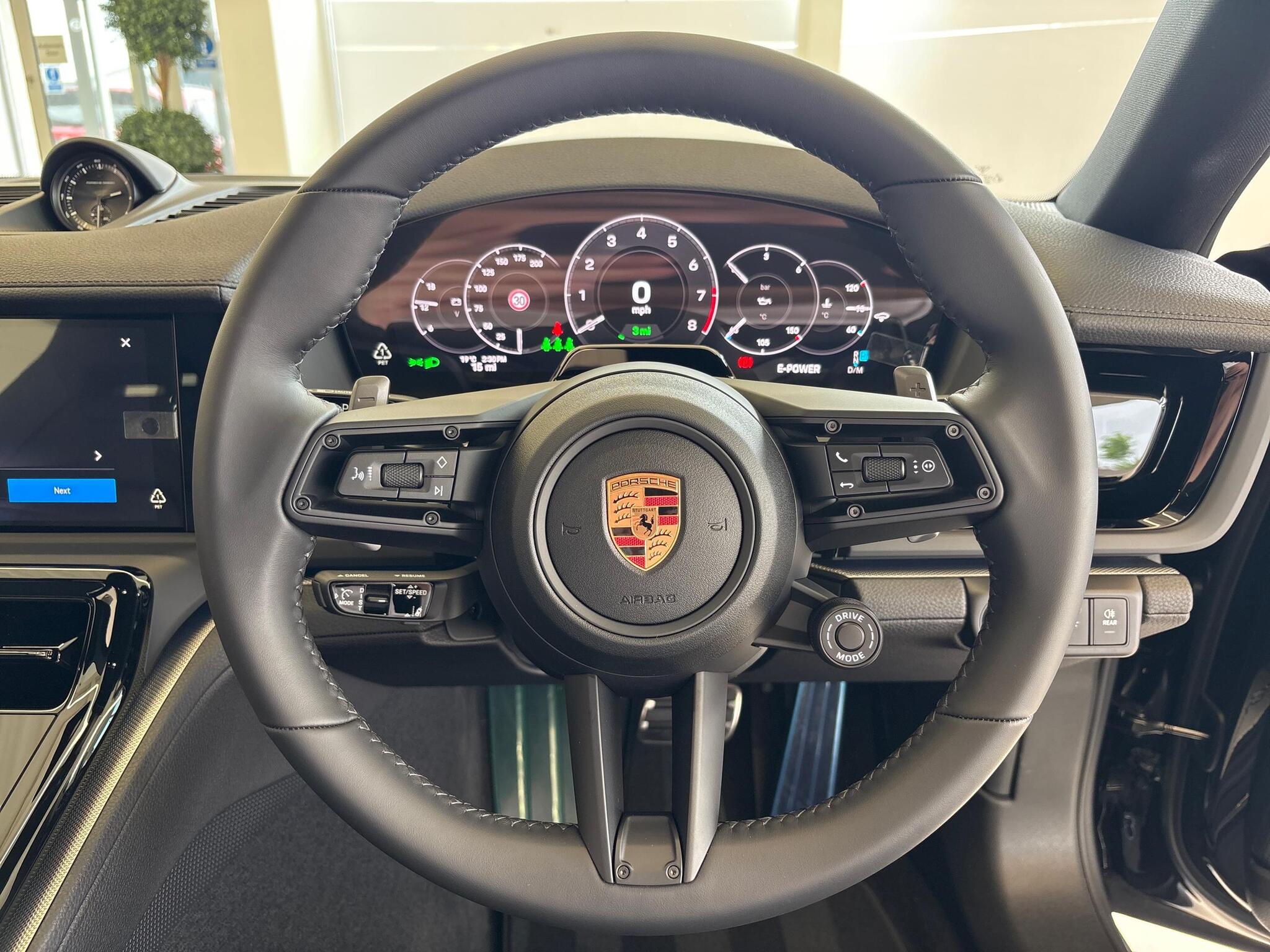 Porsche Panamera view 17