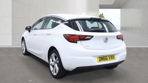 Vauxhall Astra view 8