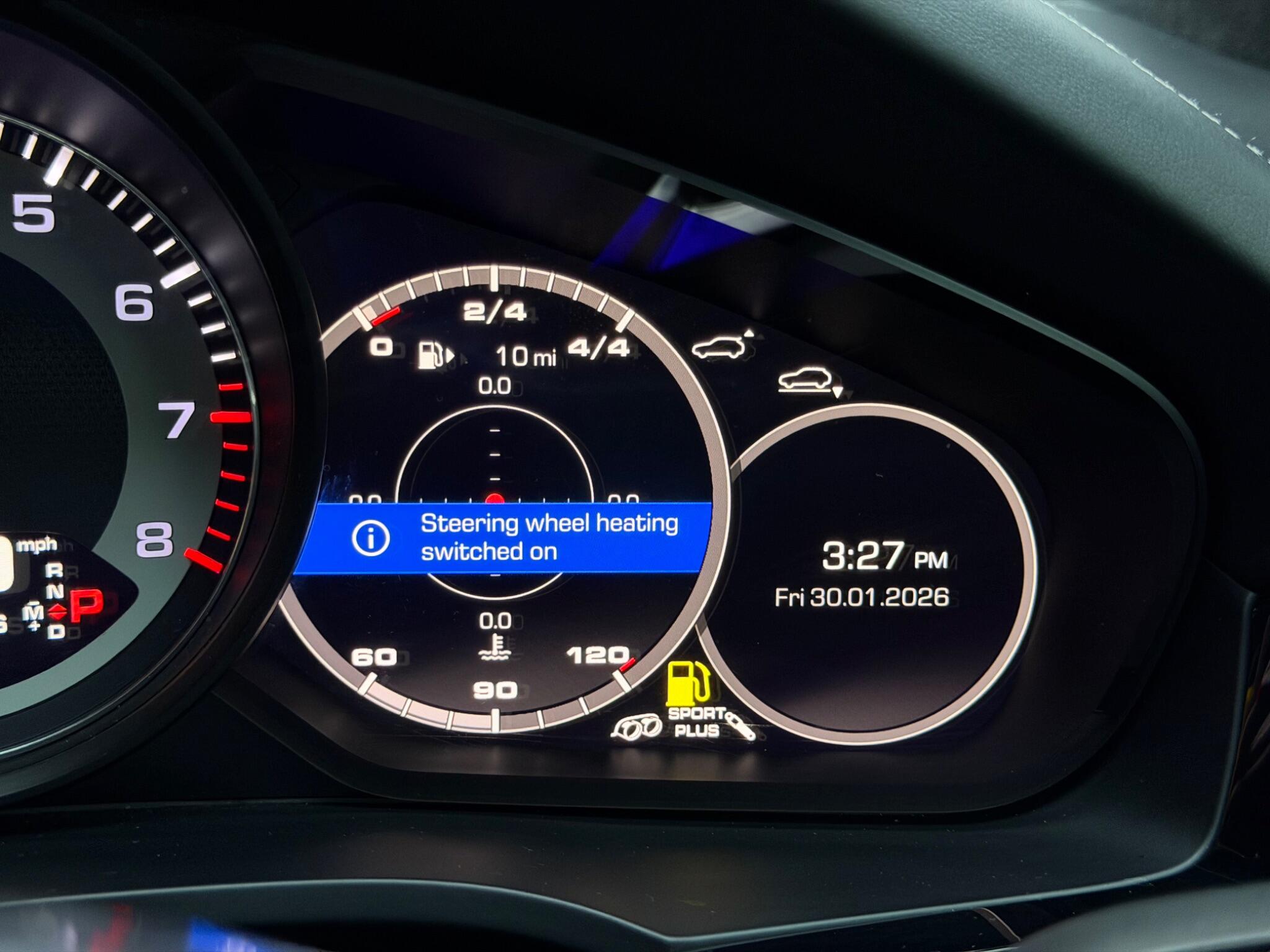 Porsche Cayenne view 60
