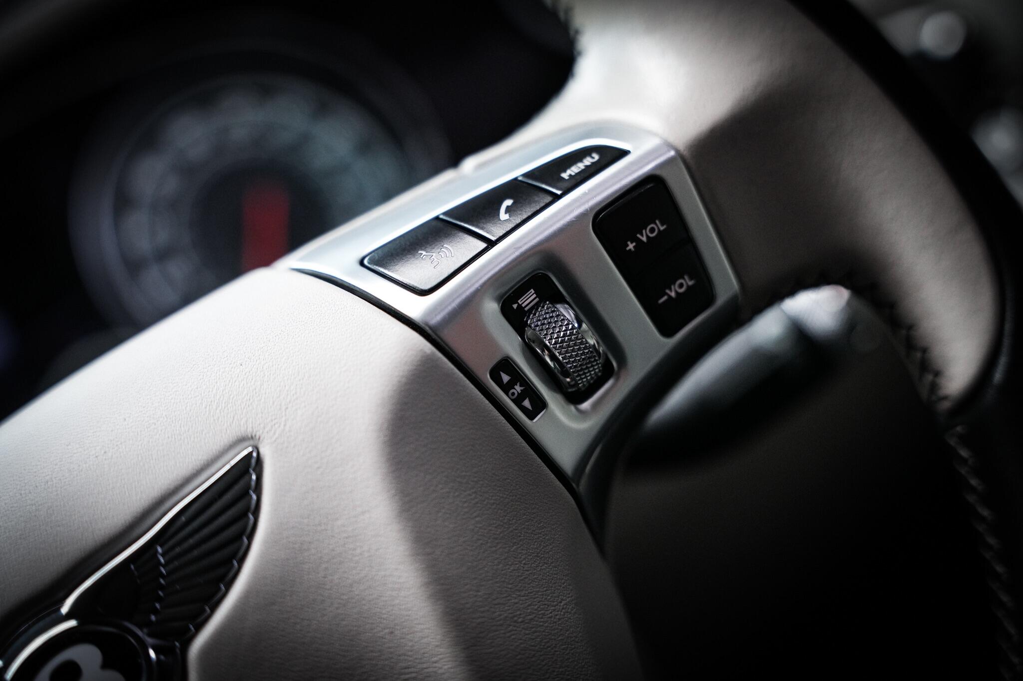 Bentley Flying Spur view 55