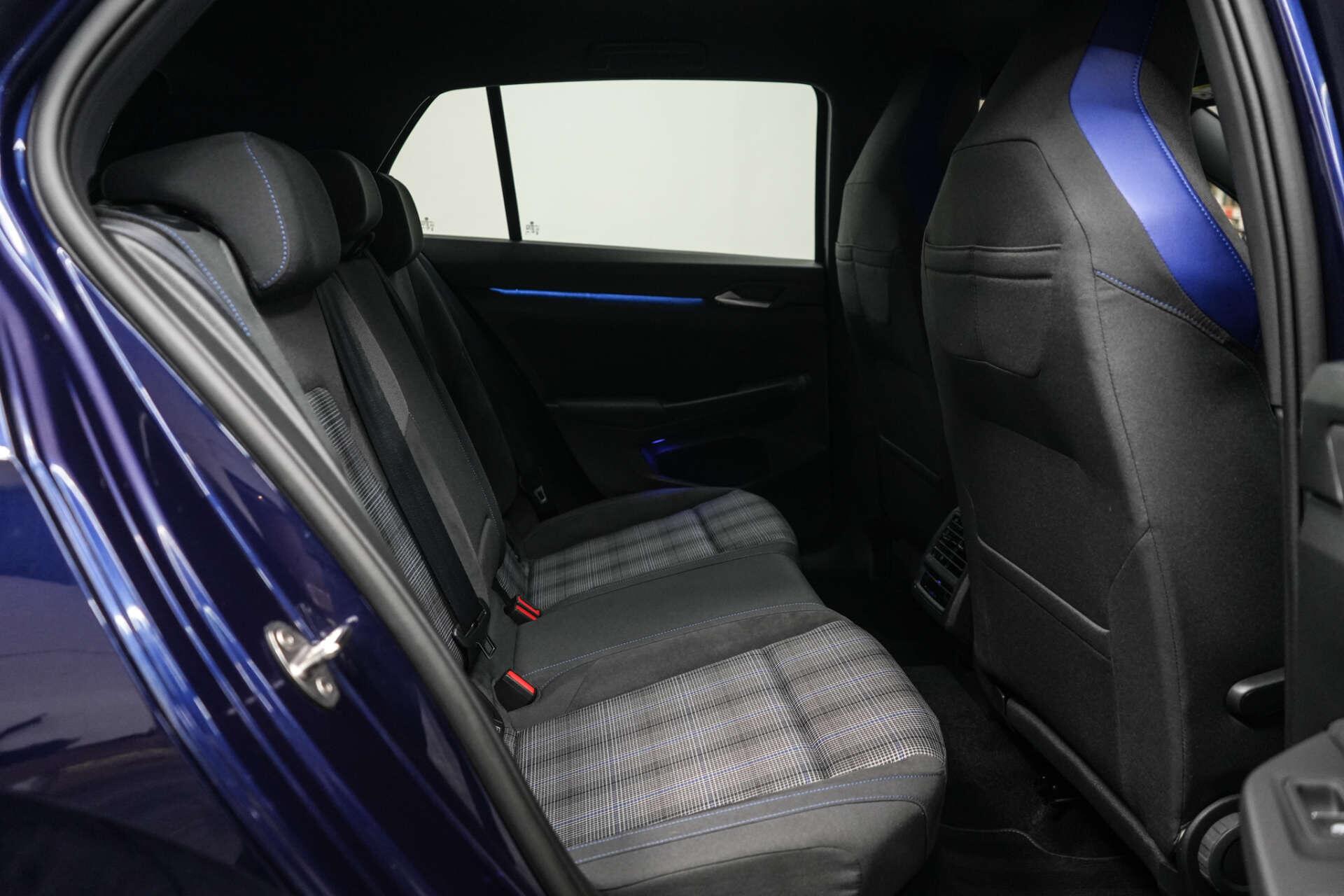 Volkswagen Golf view 17