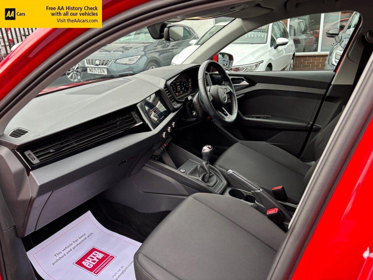 Audi A1 view 9