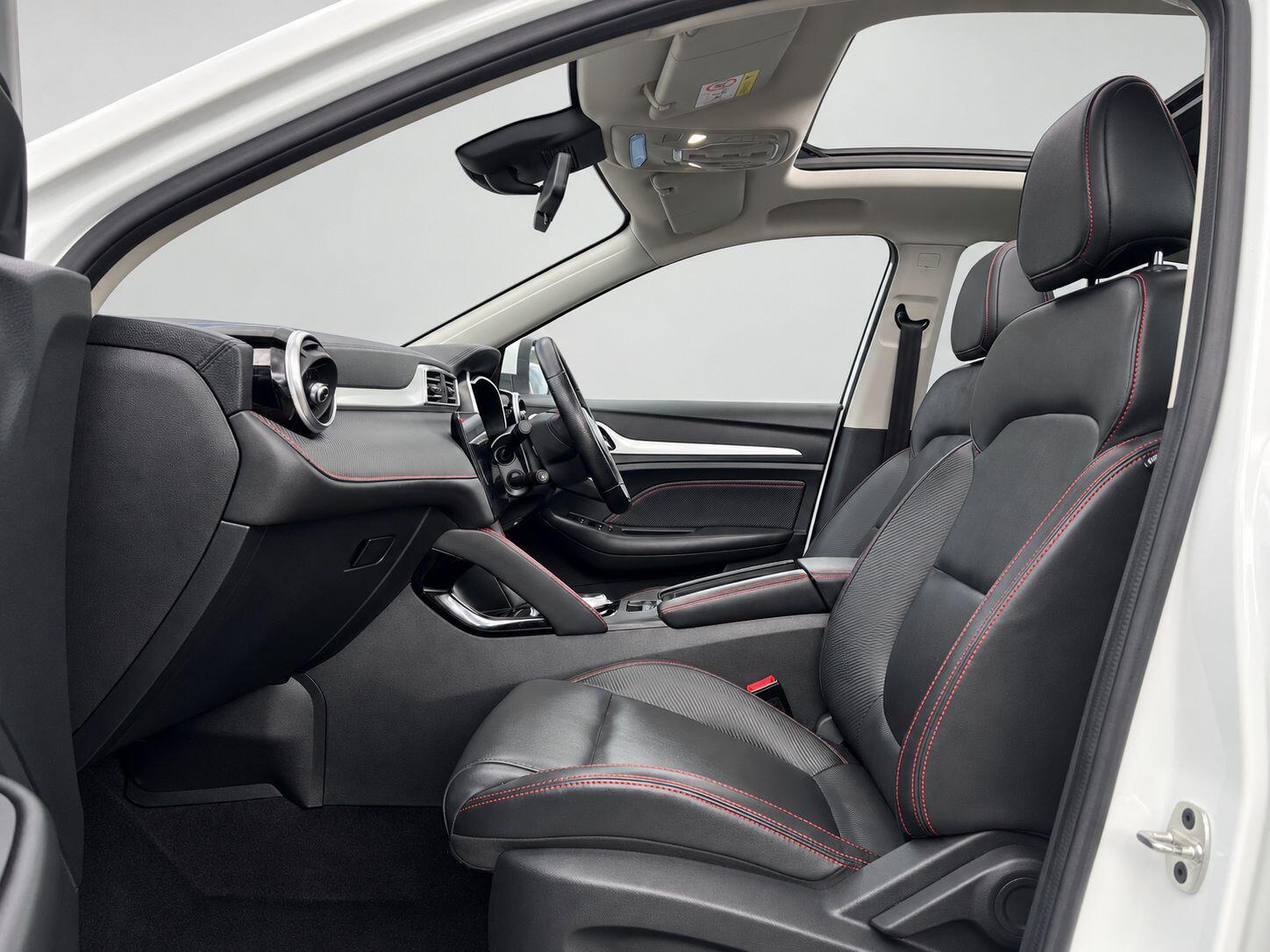 MG MG ZS view 35