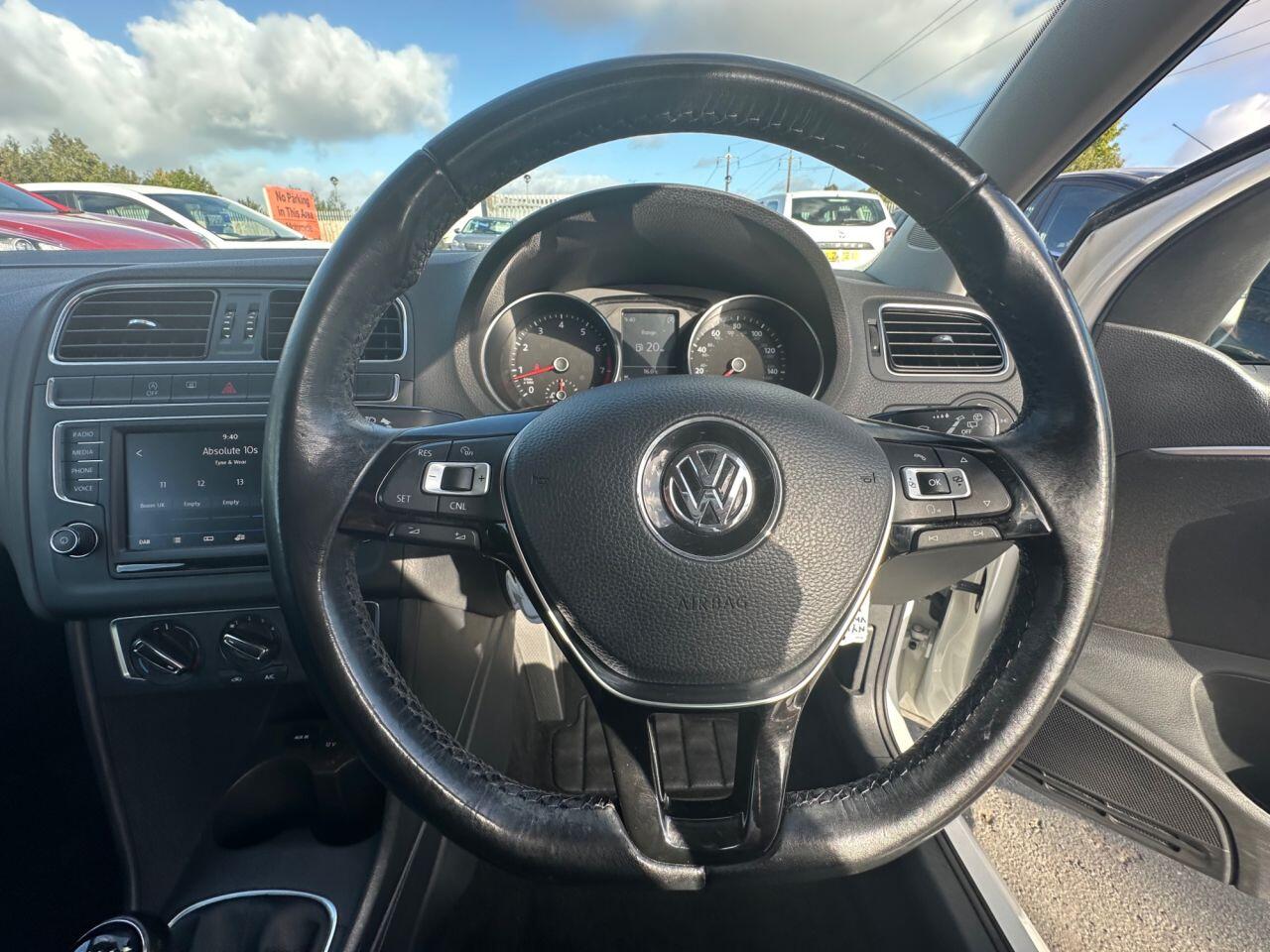Volkswagen Polo view 38