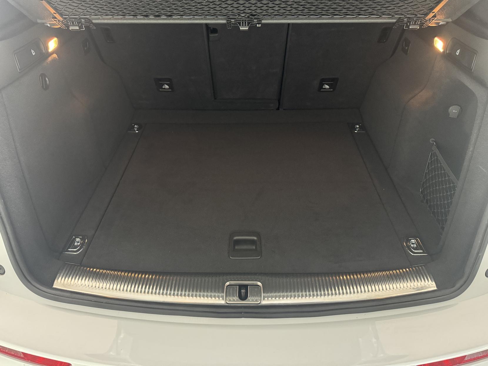 Audi Q5 view 76