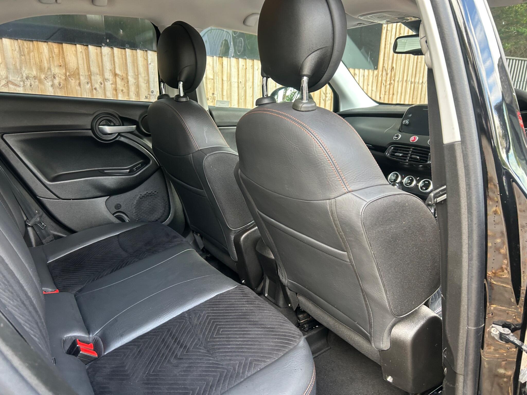 Fiat 500X view 35