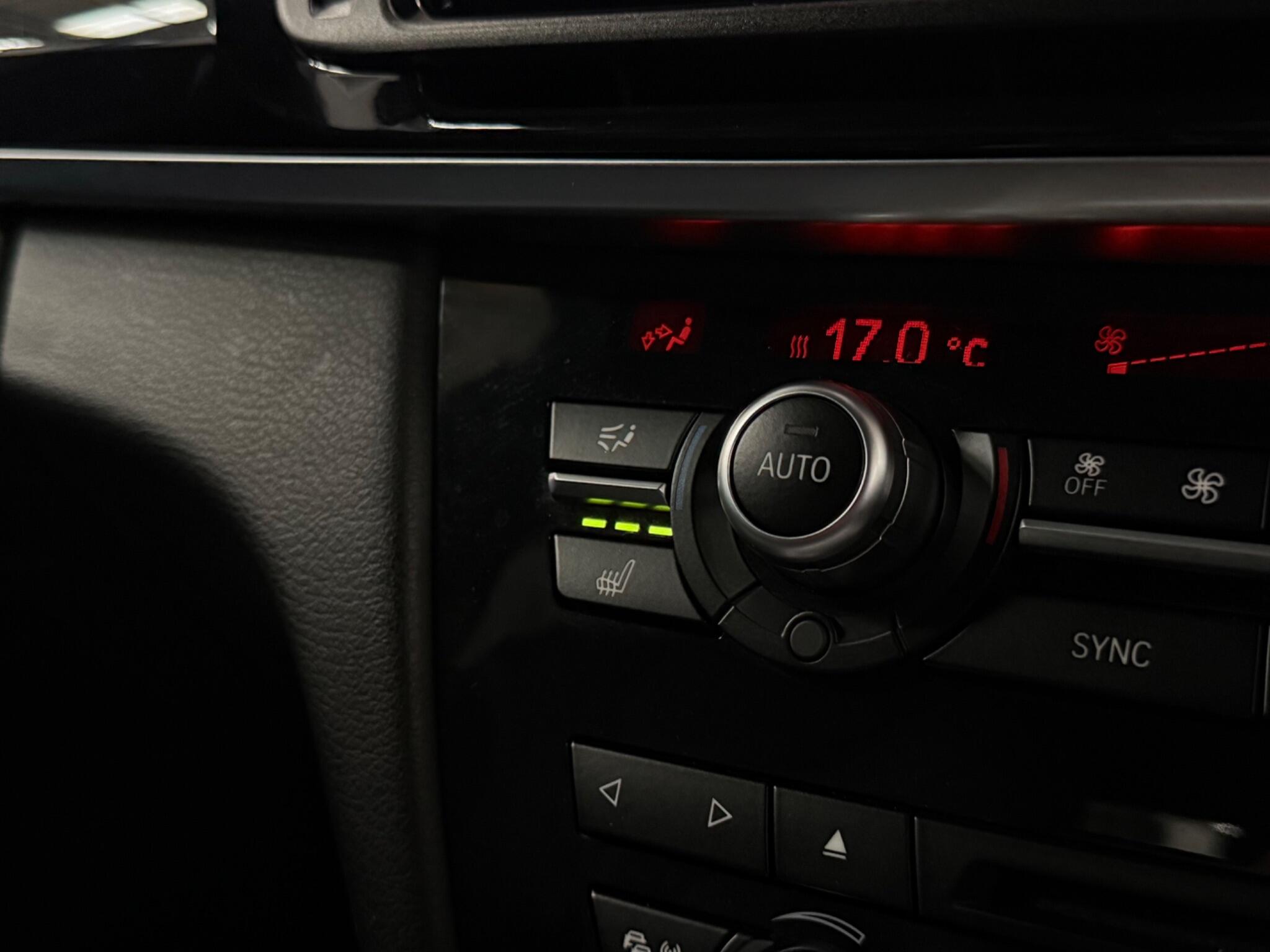 BMW X5 view 26