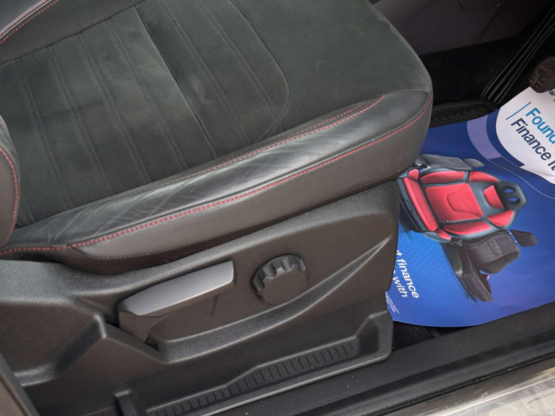 Ford Kuga view 20