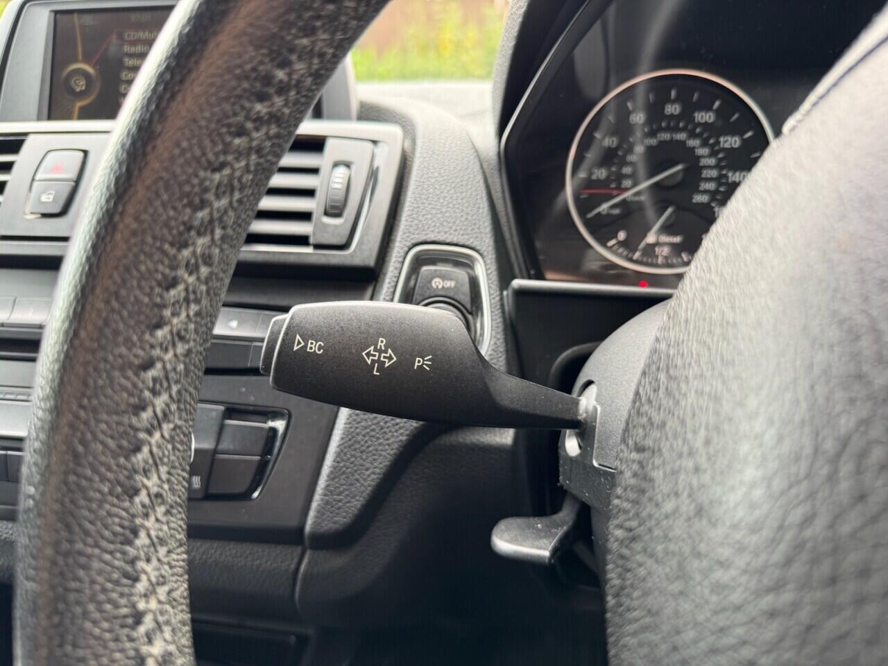 BMW 1 Series view 16