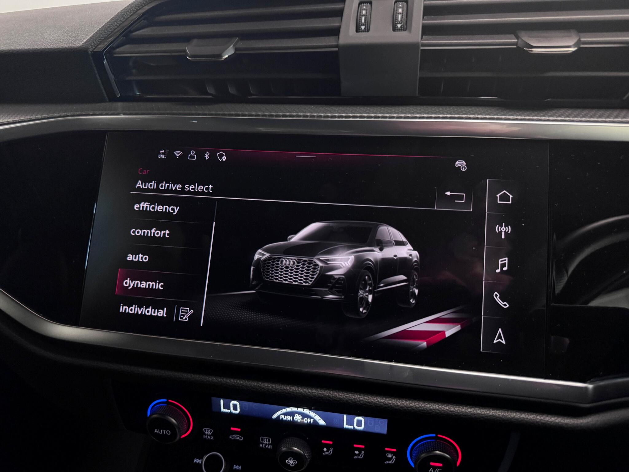 Audi Q3 view 51