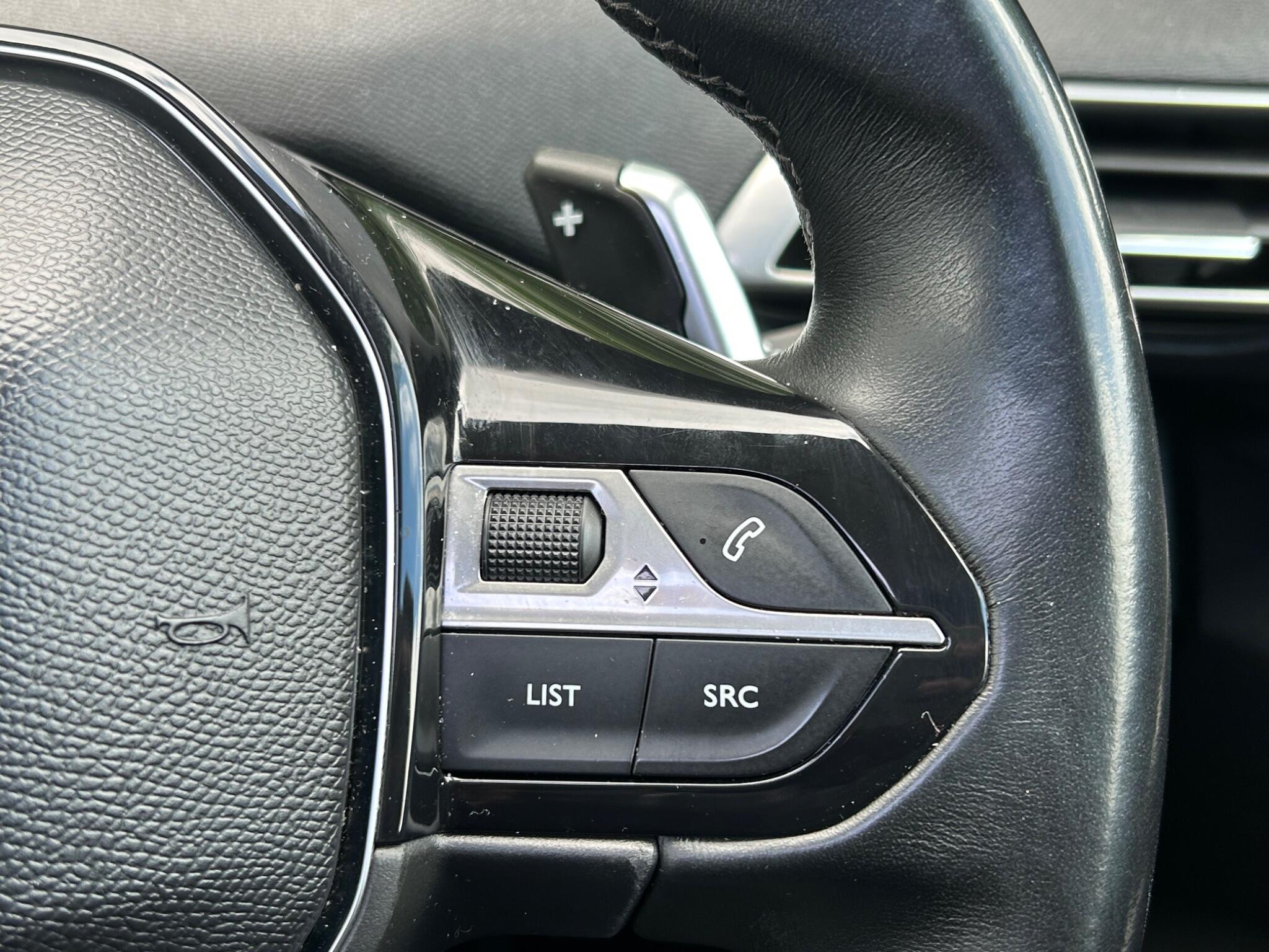 Peugeot 3008 view 32