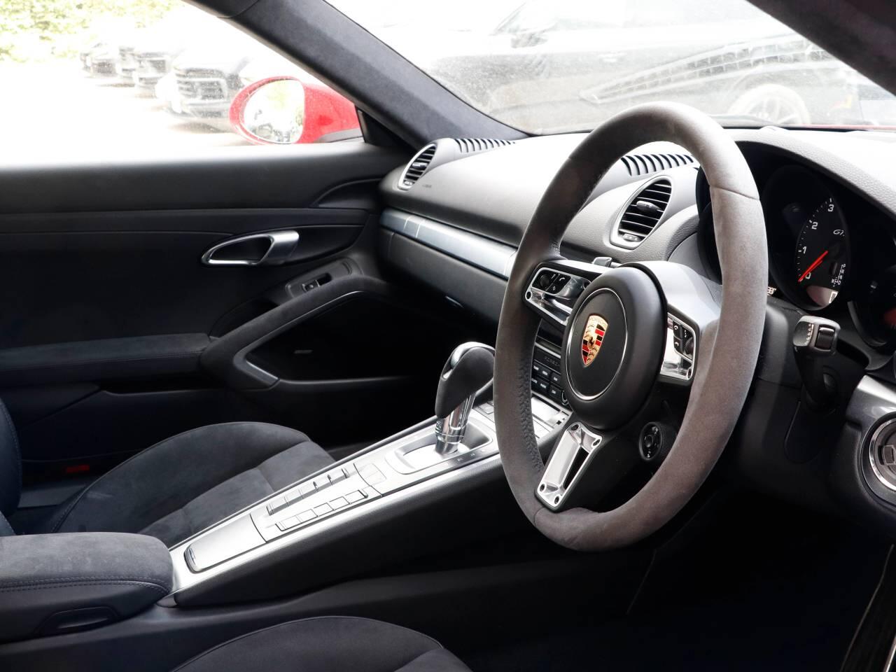 Porsche Cayman view 14