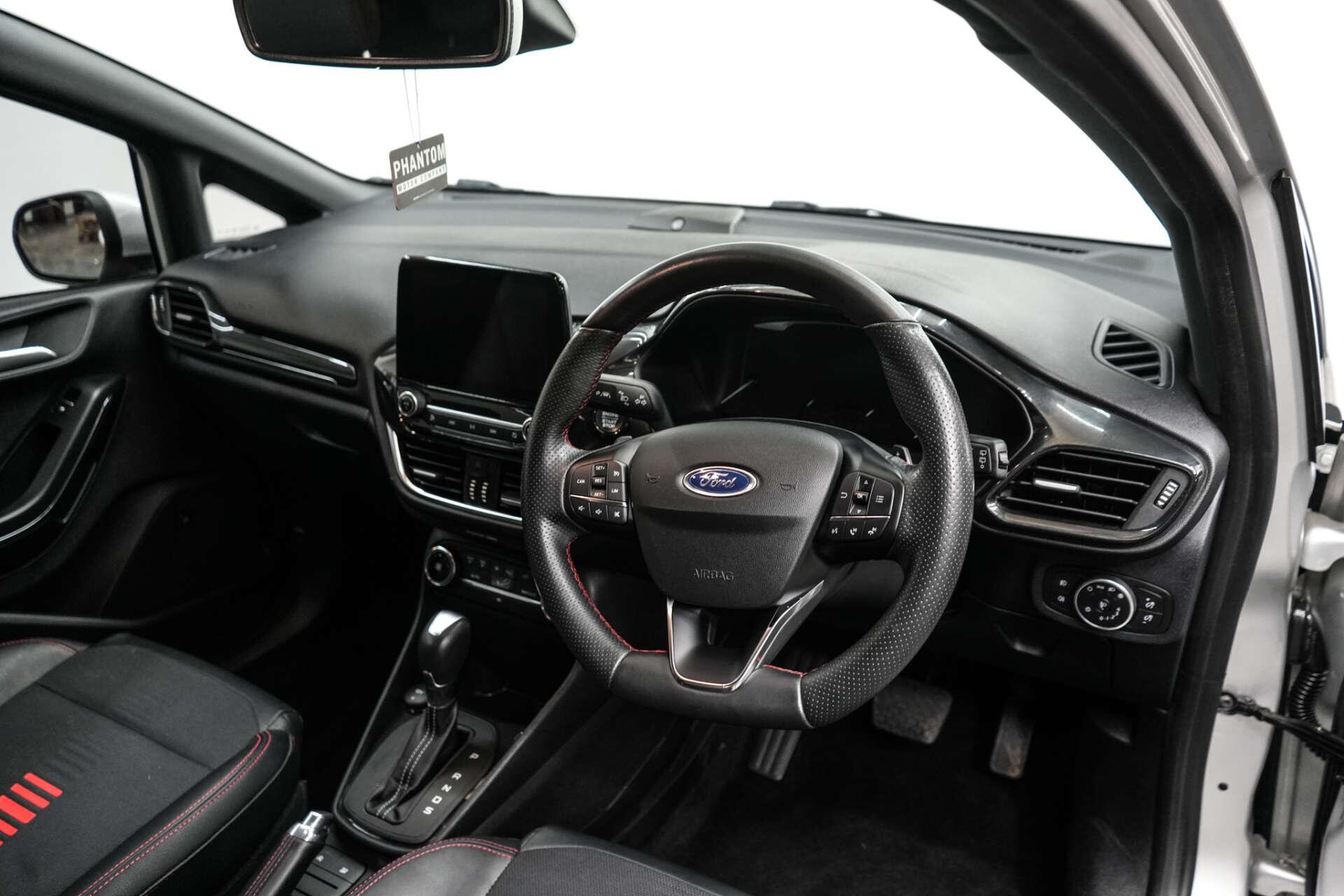 Ford Fiesta view 11
