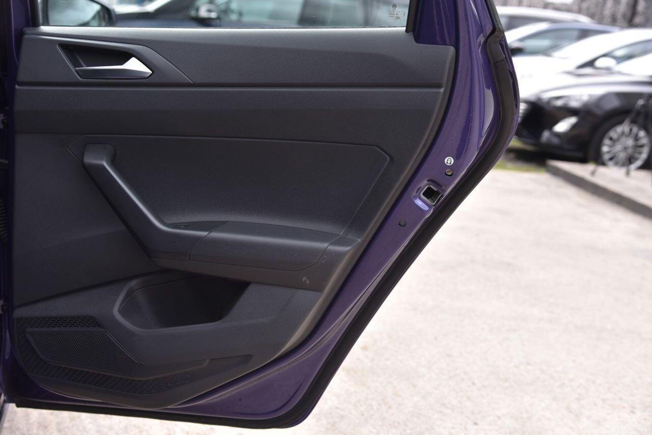 Volkswagen Polo view 59